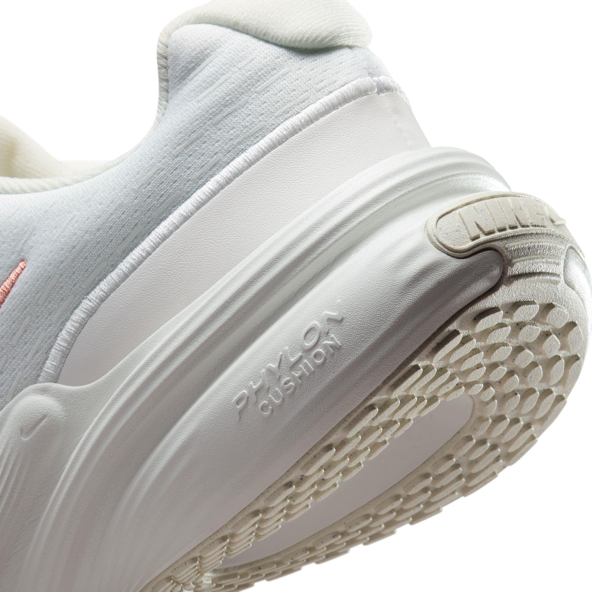 Wht/Gold-Ivory - Nike - Uplift SC Womens Shoes - 8