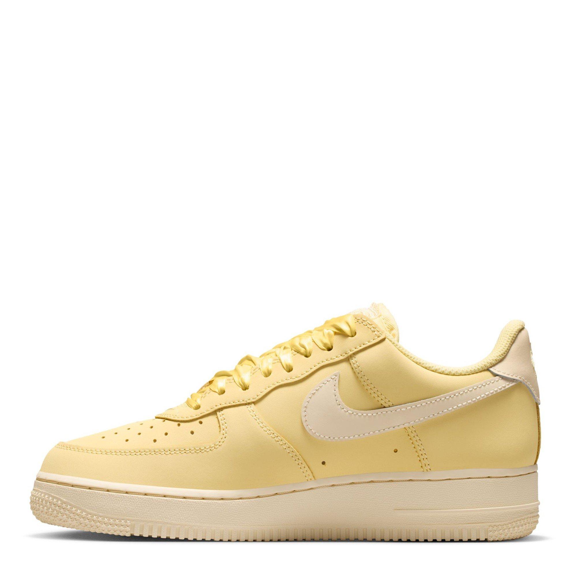 Soft Yellow - Nike - Women's Chunky Trainers - 2