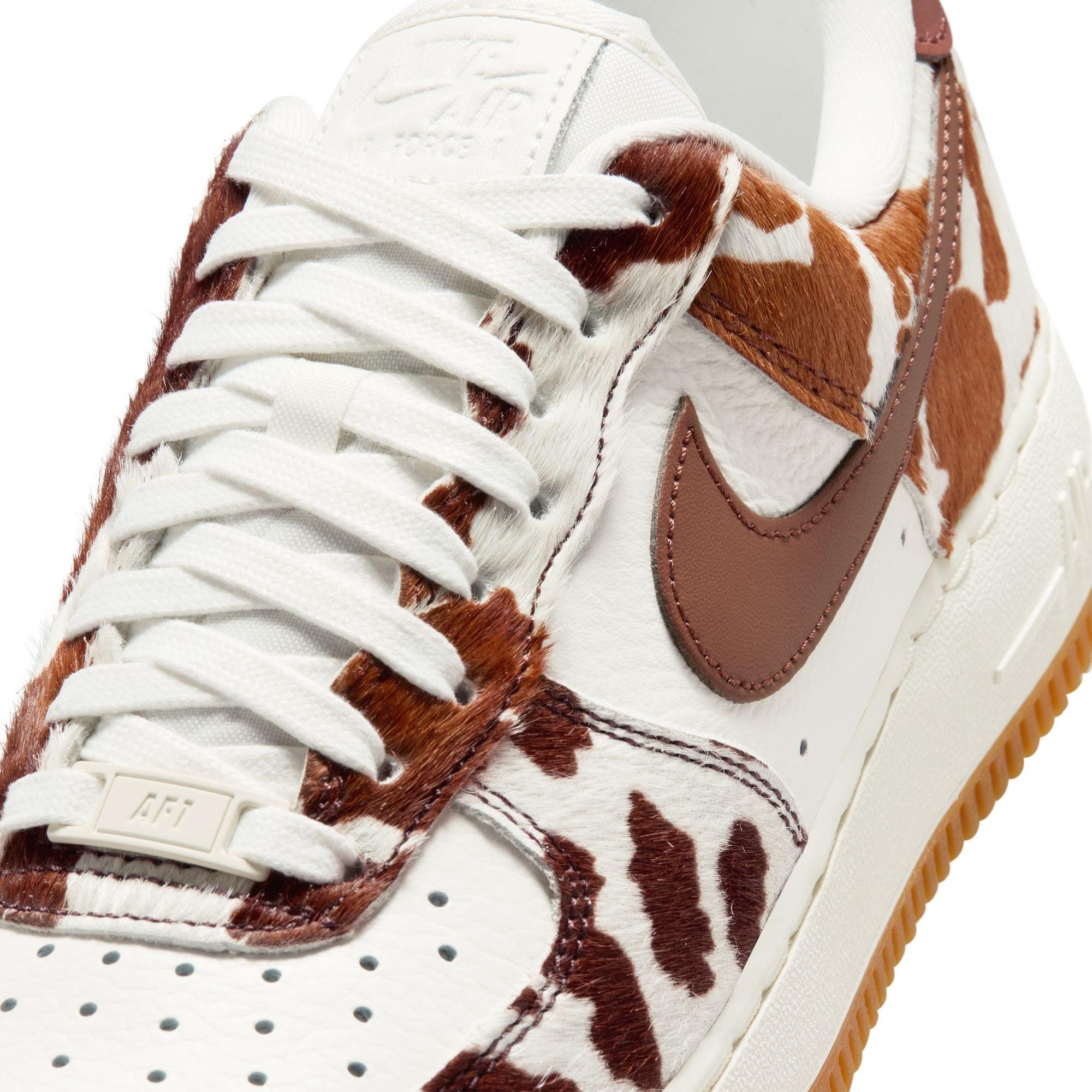 Field Brown - Nike - Women's Chunky Trainers - 7