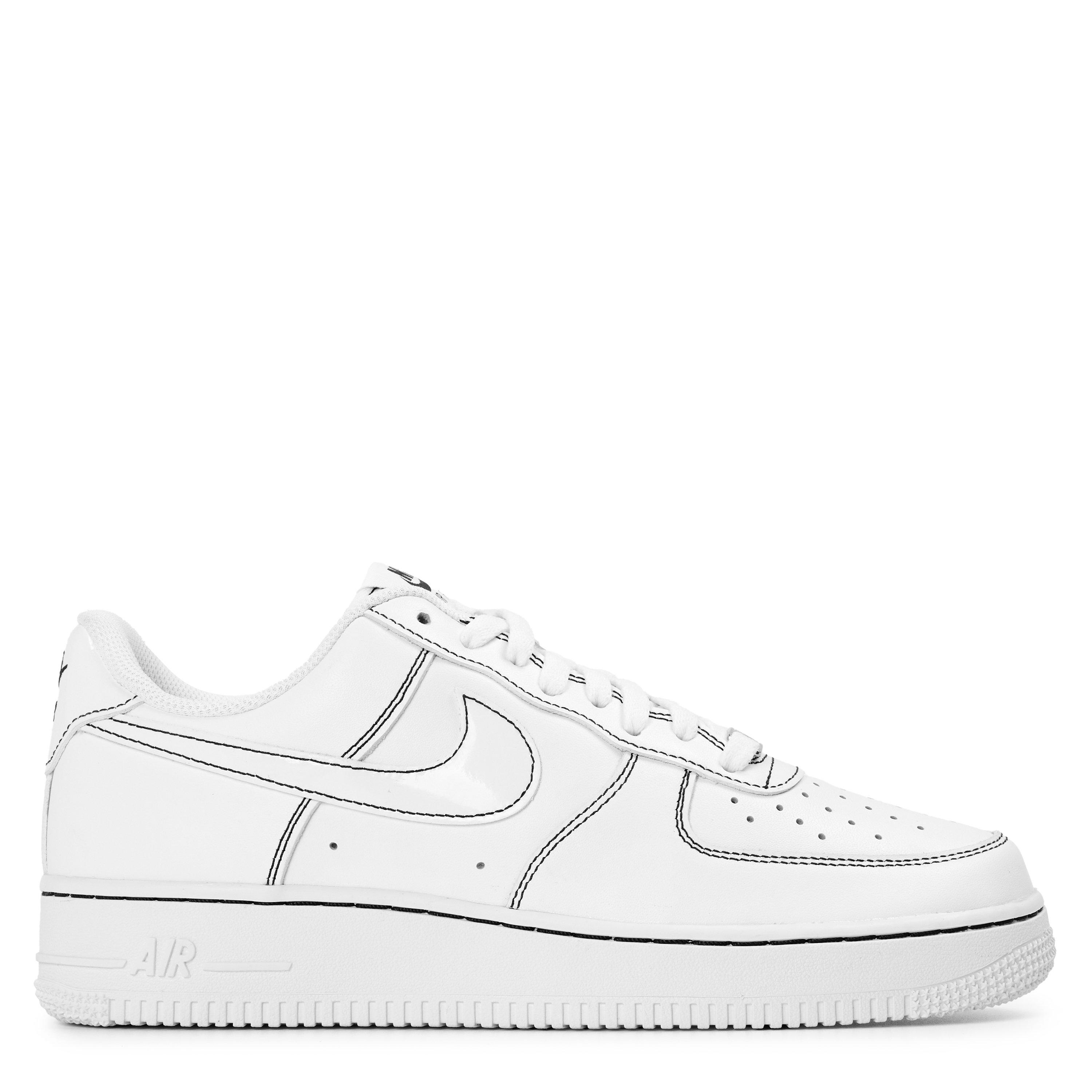 Nike Women's Air Force 1 07 Trainers