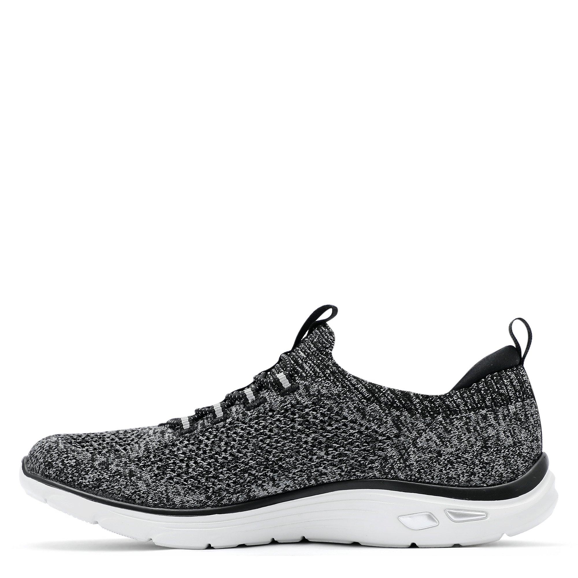 Skechers black outlet empire d'lux trainers