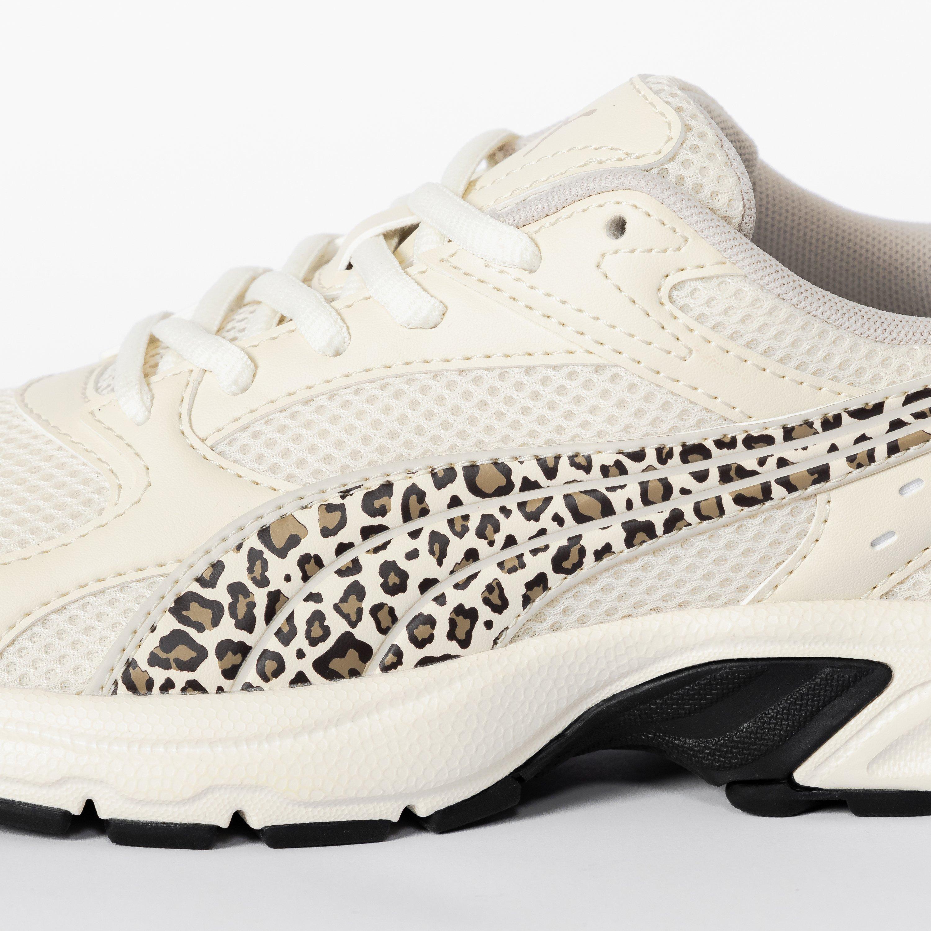 Off Wht/Leo - Puma - Women's Milenio Tech Ld72 Runners - 3