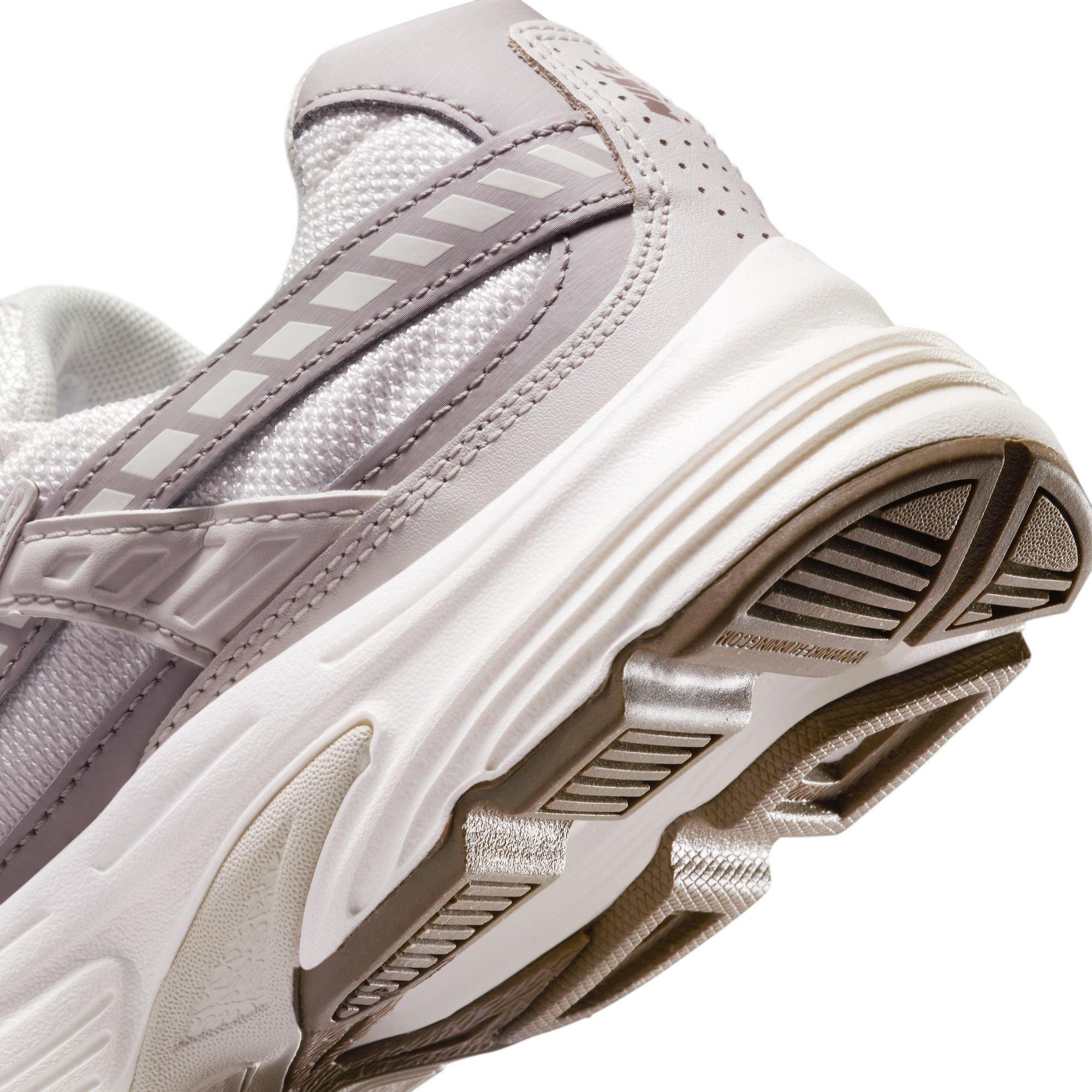 Phantom - Nike - Initiator Women's Running Shoe - 8