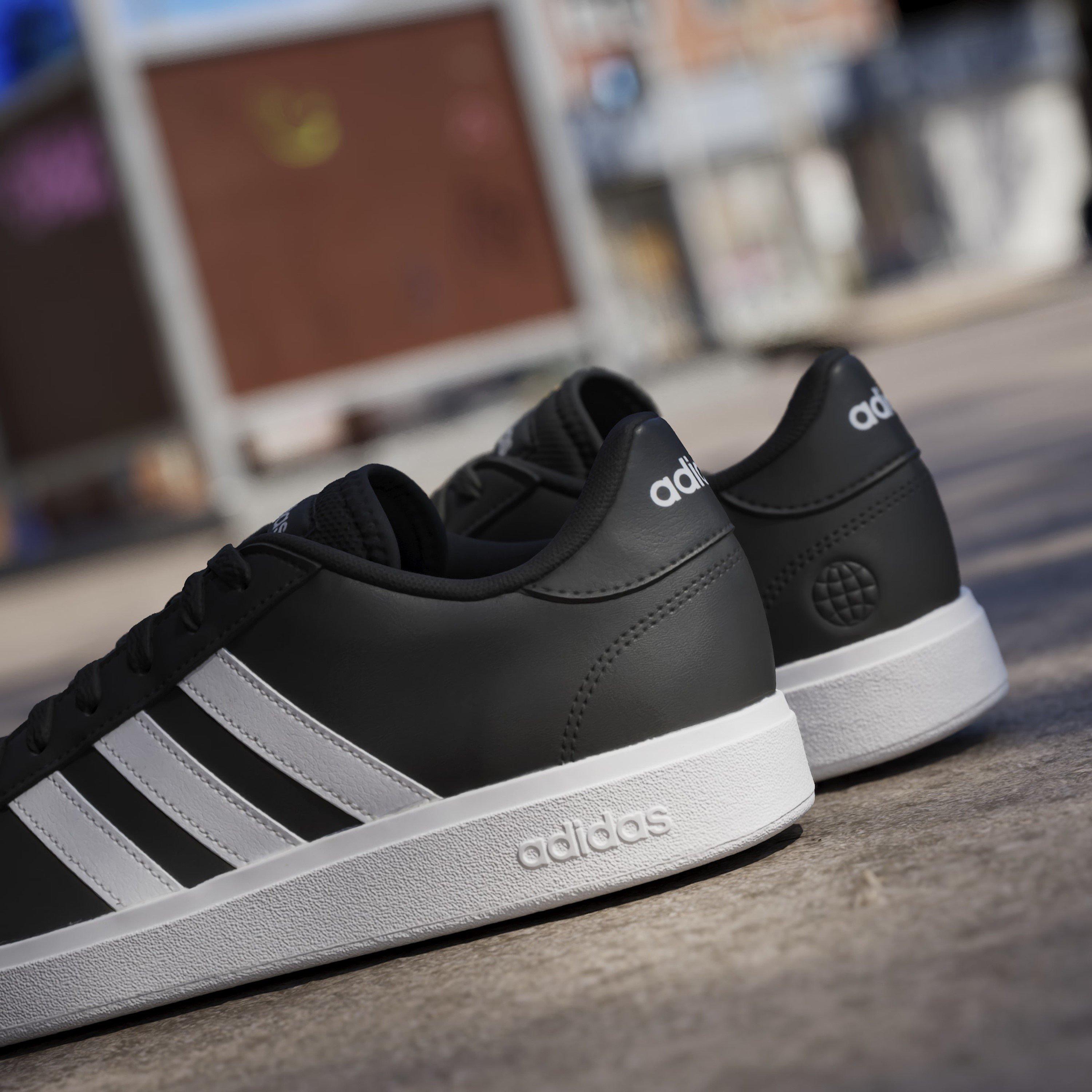 Core Black/Whte - adidas - COURT BASE 2.0 - 15