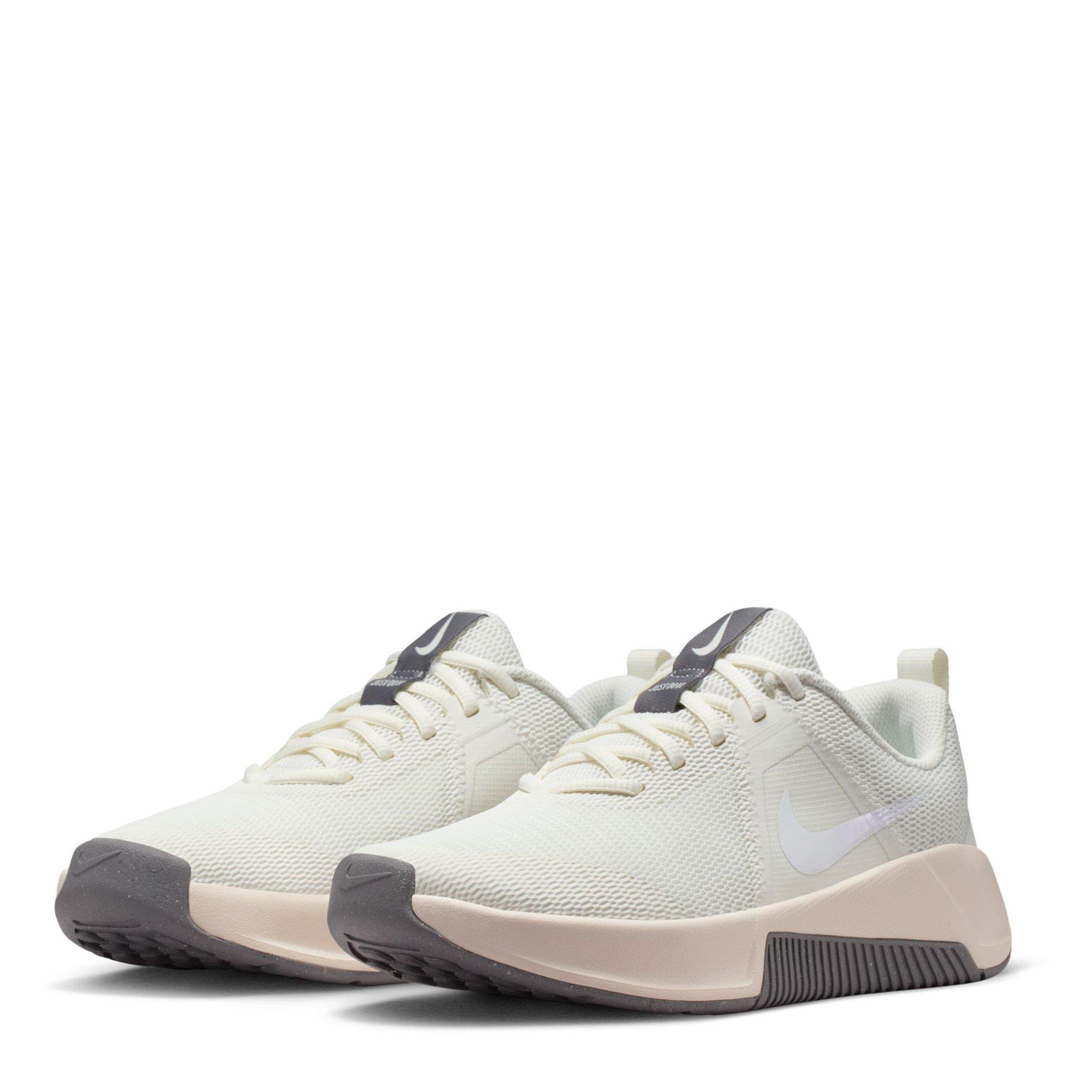 Sail/Wht-Chalk - Nike - MC Trainer 3 Womens Workout Shoes - 4