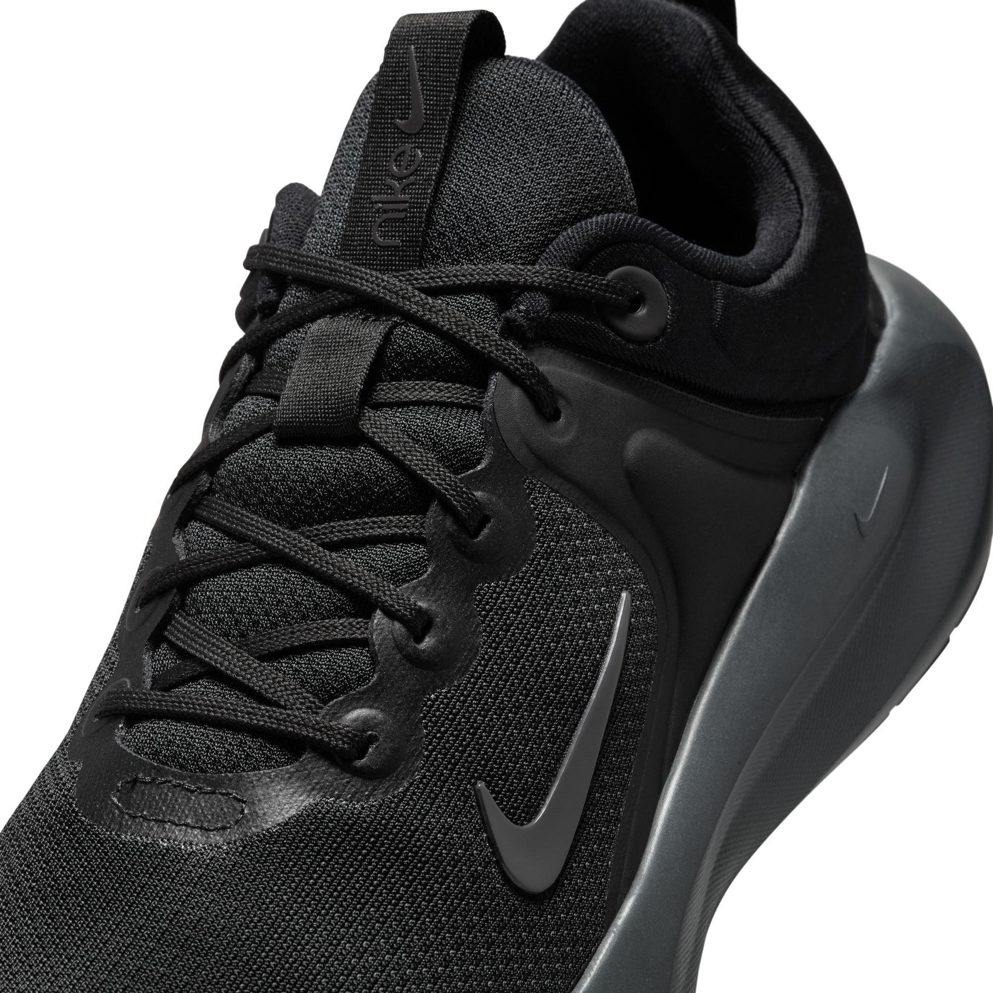 Triple Black - Nike - In Season TR 14 Ld52 - 7
