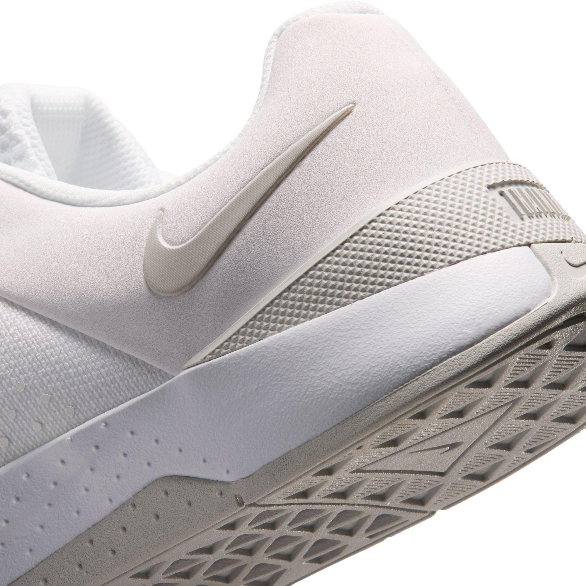 White - Nike - Nike Mc Trainer 4 Ld00 - 8