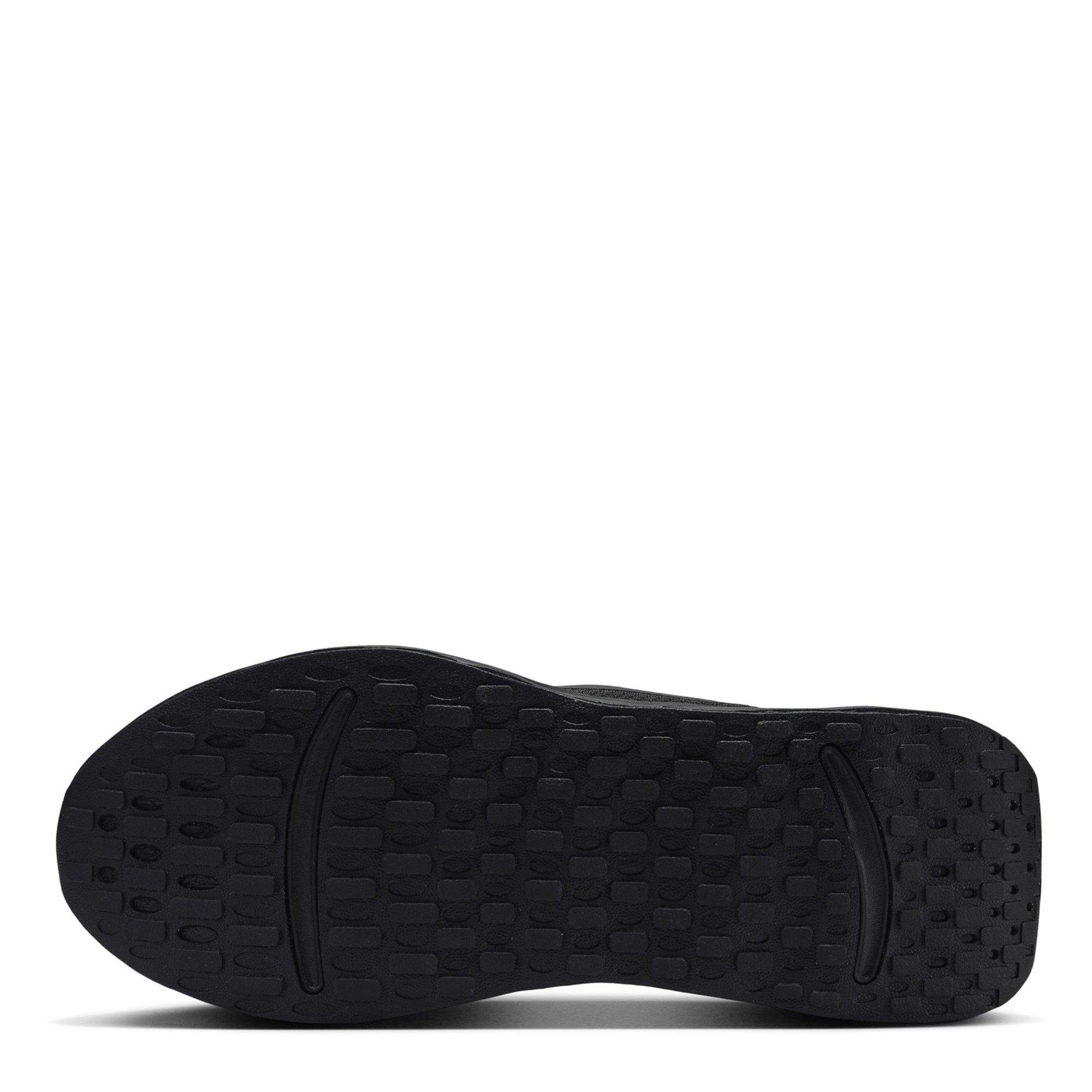 Triple Black - Nike - Promina - 3