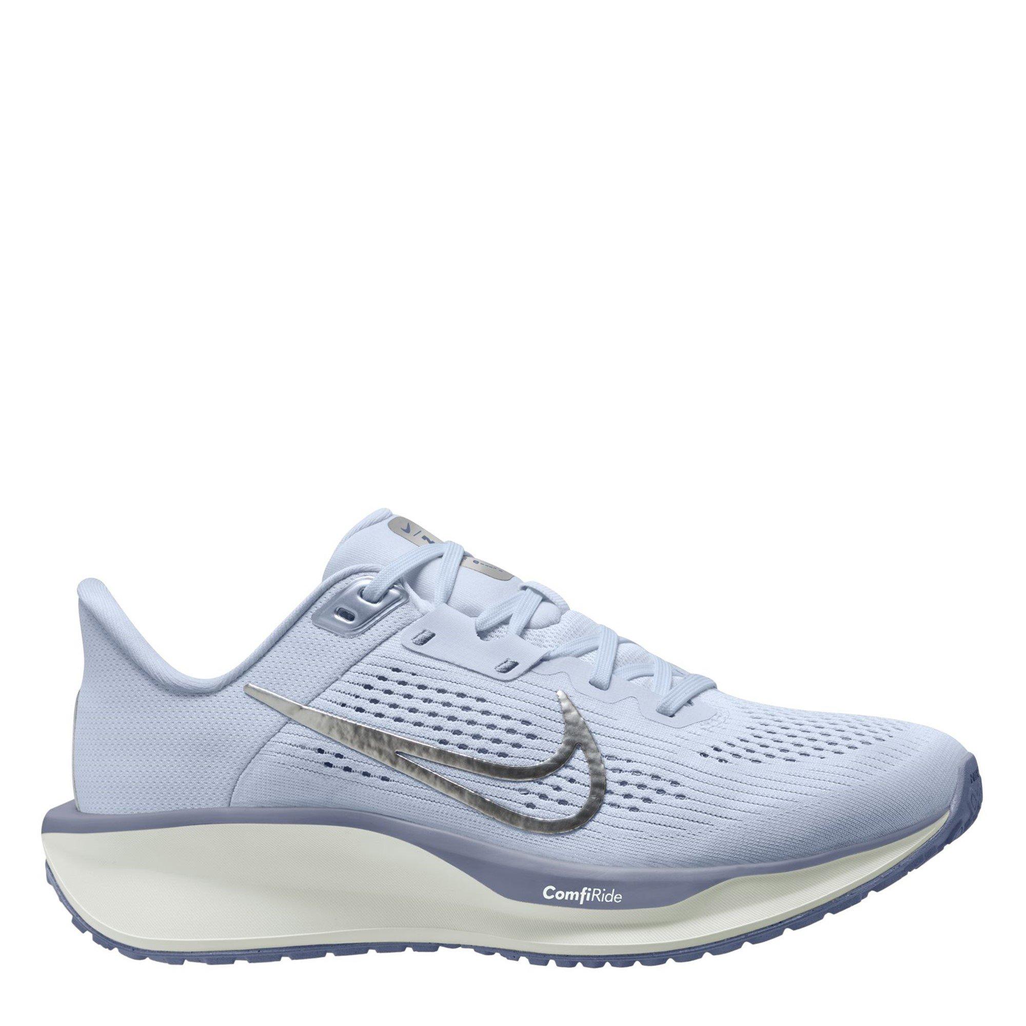 wmns nike quest se