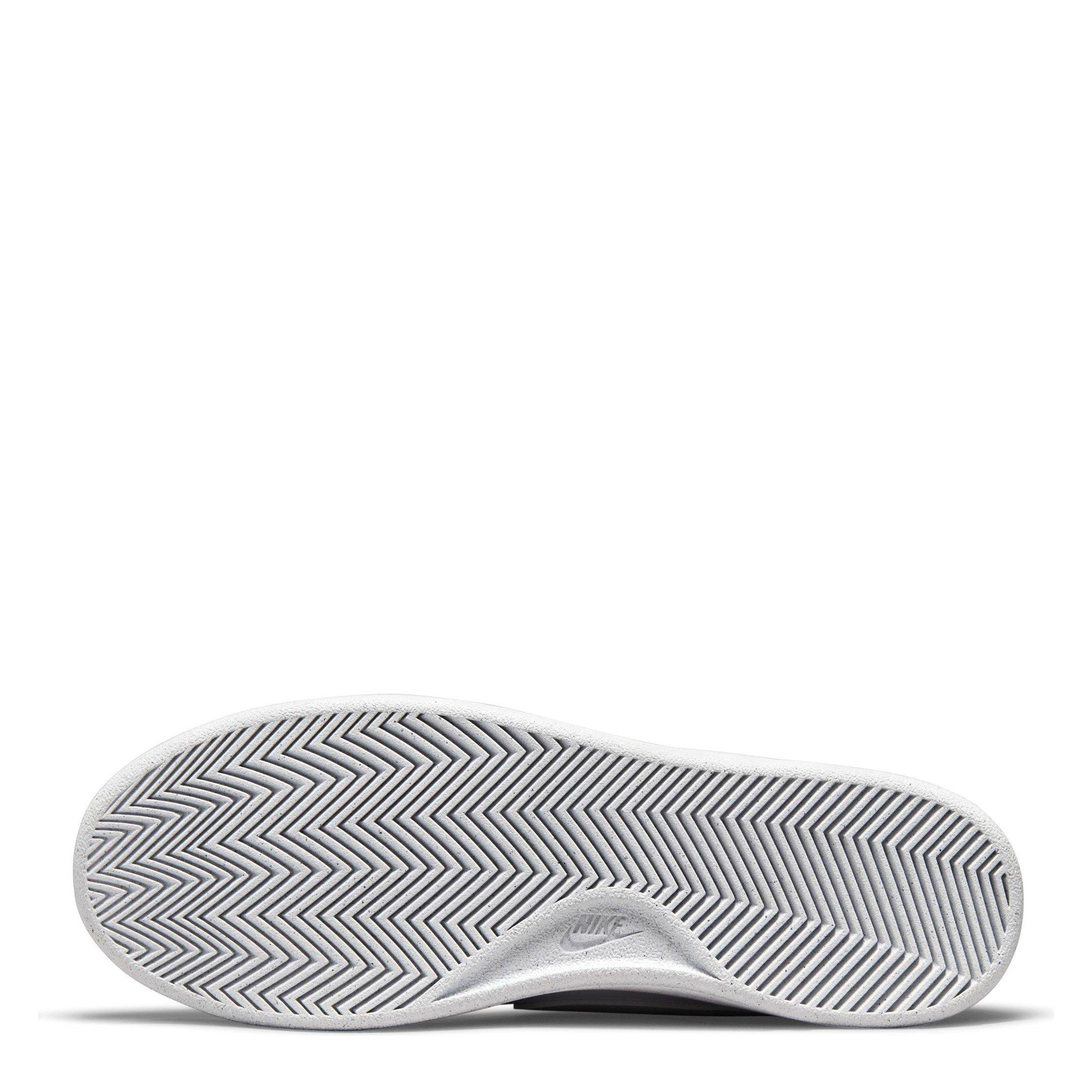 Triple Hvid - Nike - Court Royale 2 Women's Trainers - 6