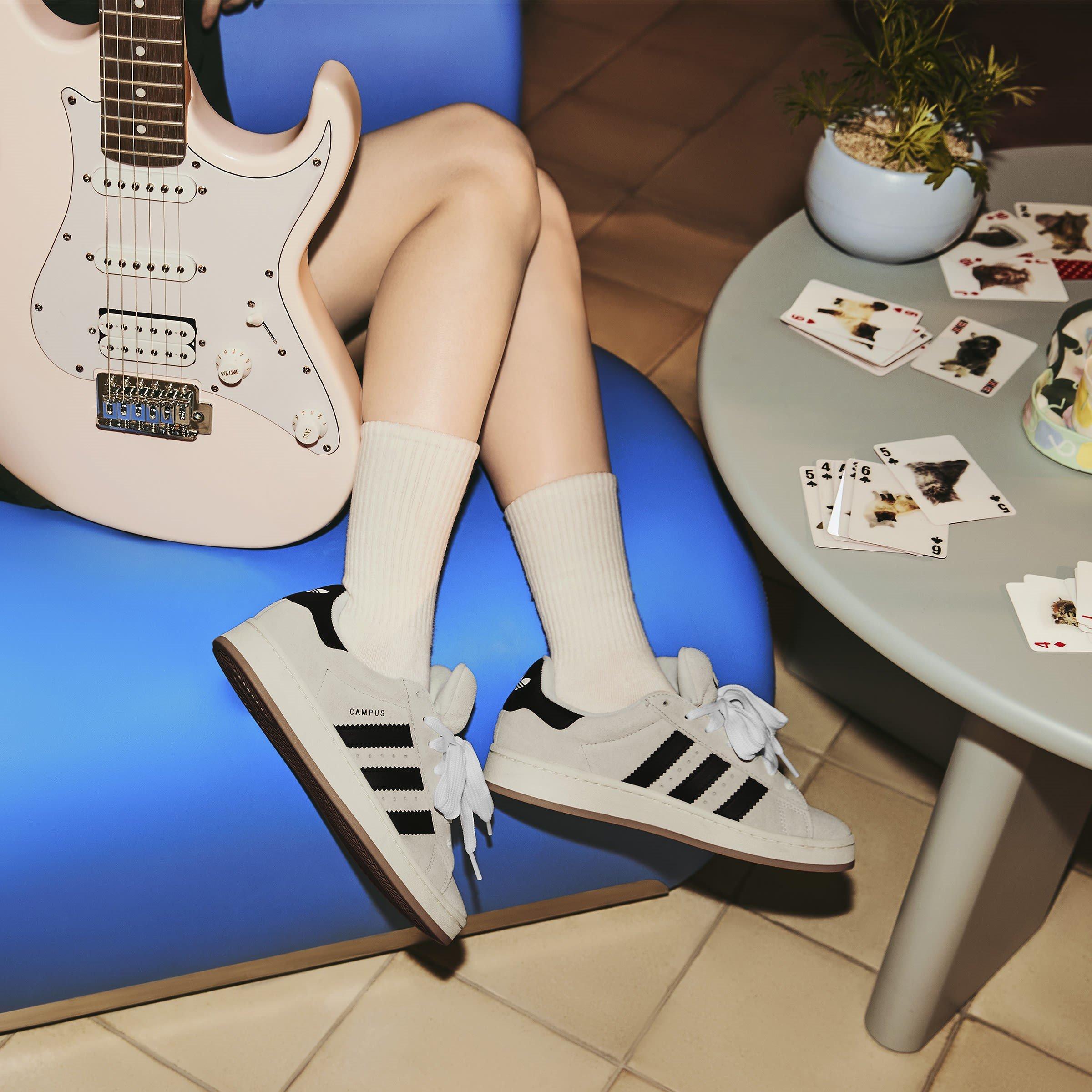 CRYWHT/CBLACK/O - adidas Originals - Campus Low-Top Trainers - 13