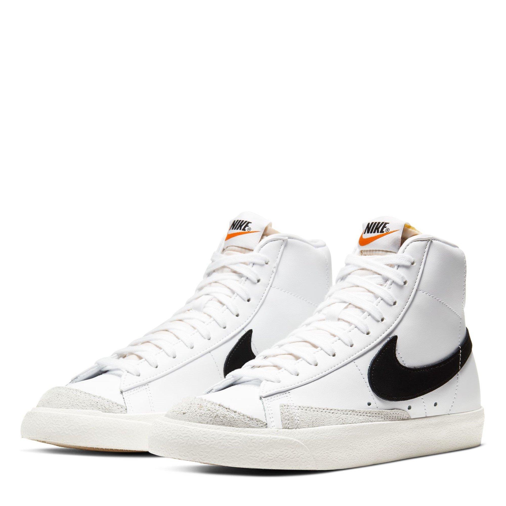 Blanc/Noir - Nike - Blazer Mid 77 Hi Top Trainers - 3