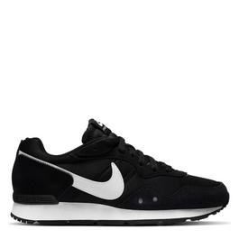 Nike Venture Runner Womens Trainer