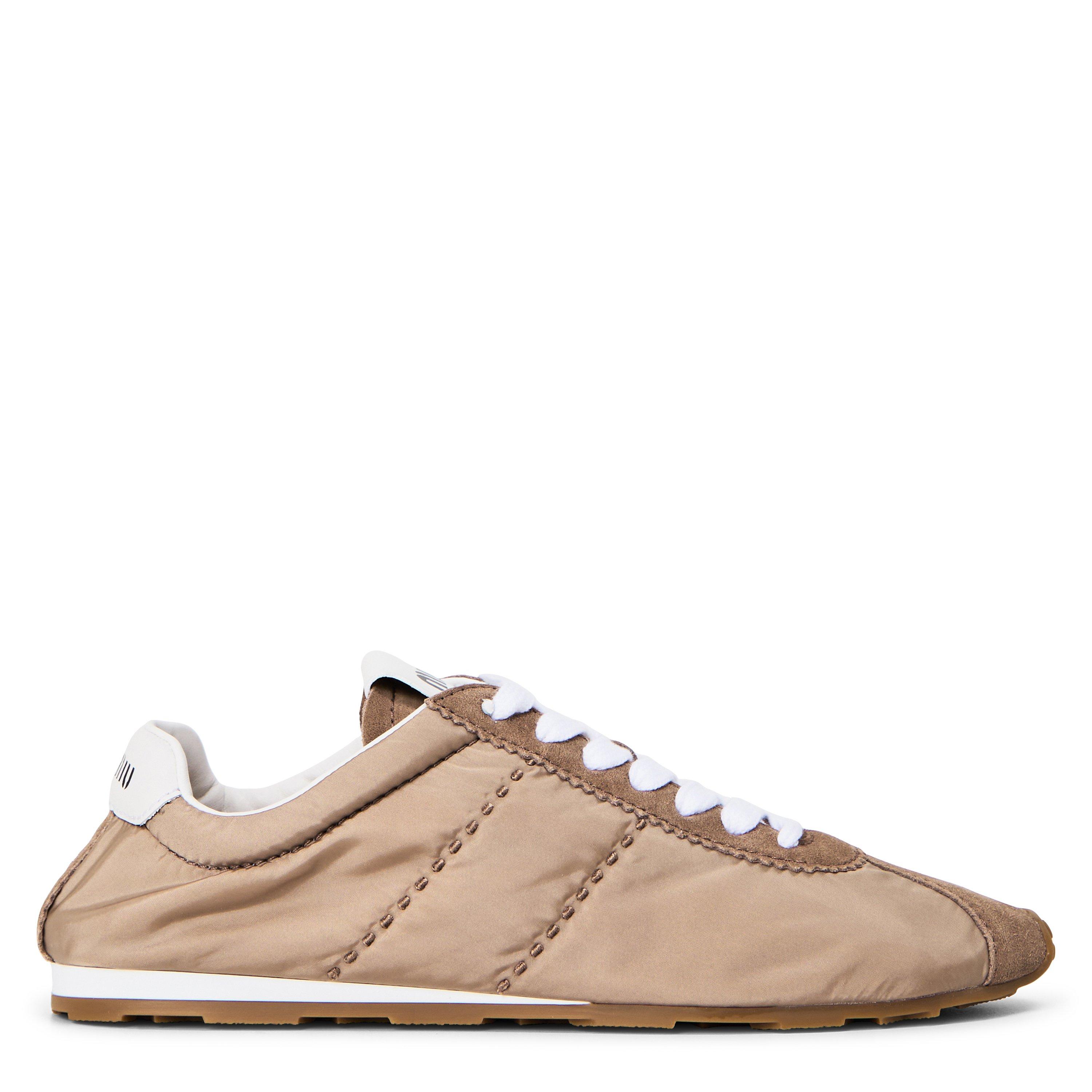 Miu Miu Beige Calf Leather Bos Taurus Low Top Sneakers - EU38/US8 - Image 3