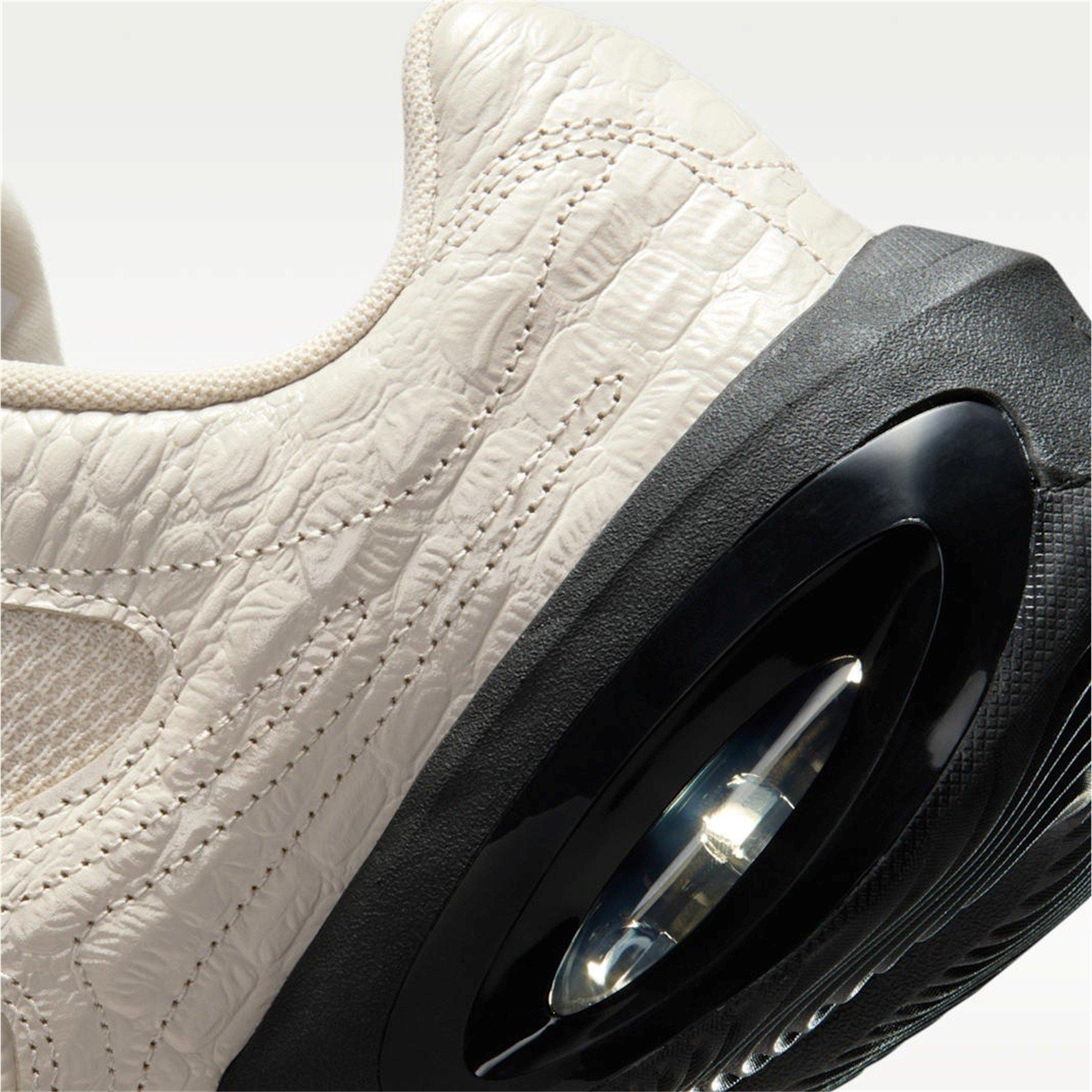 Lt Orewood Brn - Nike - Air Max Muse Trainers - 8