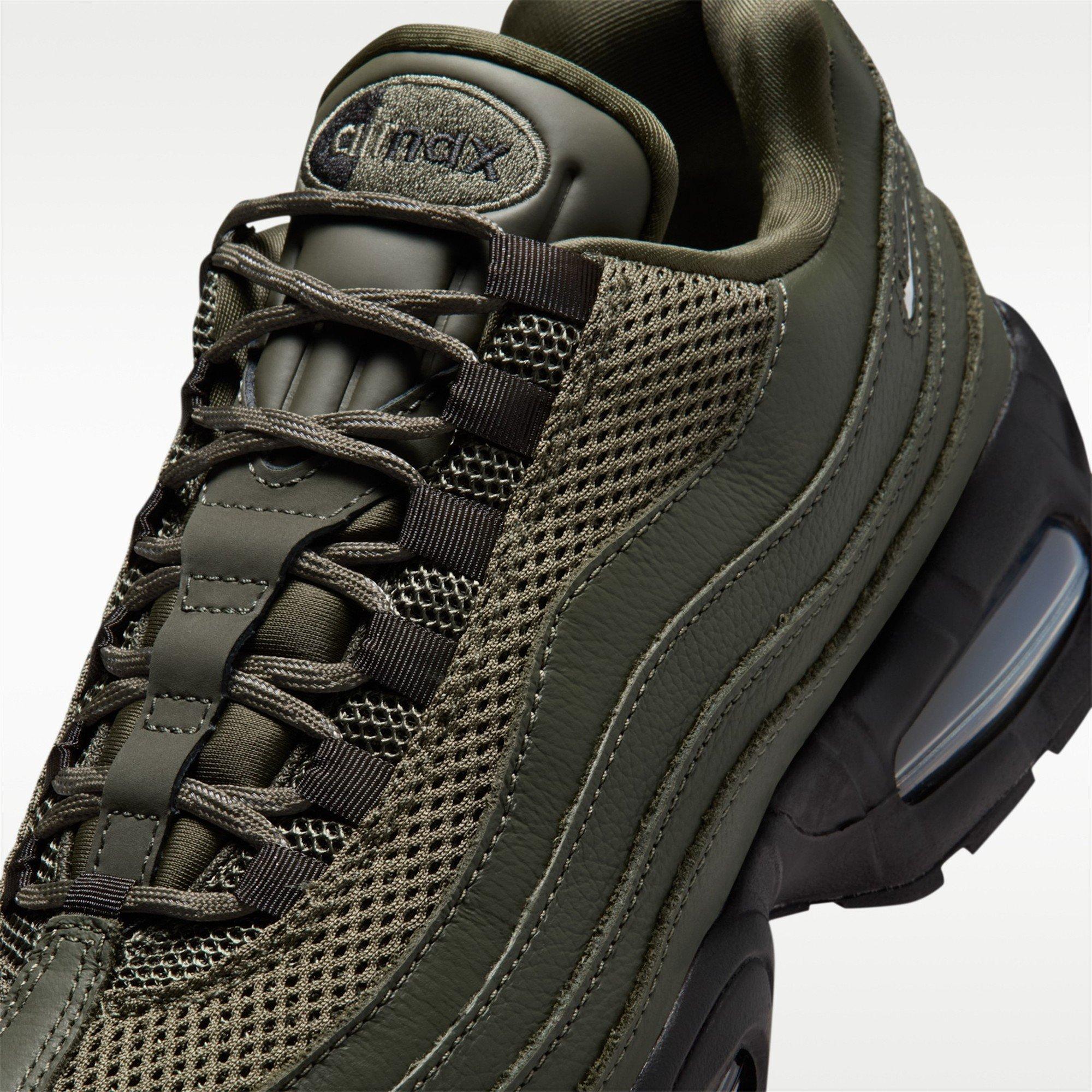 Cargo Khaki - Nike - Women's AM 95 Big Bubble Low-Top Trainers - 6