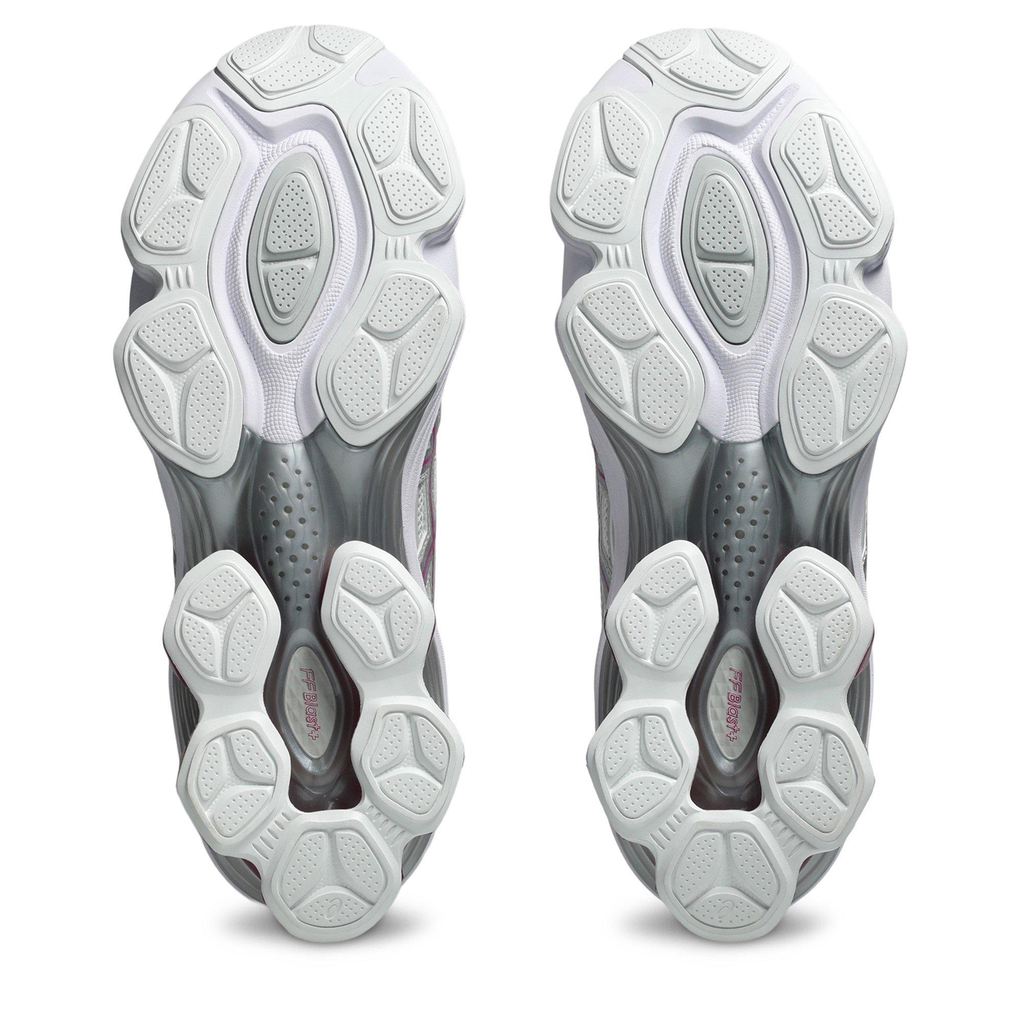 White/Pure Slvr - Asics - Gel-Kinetic Fluent - 3