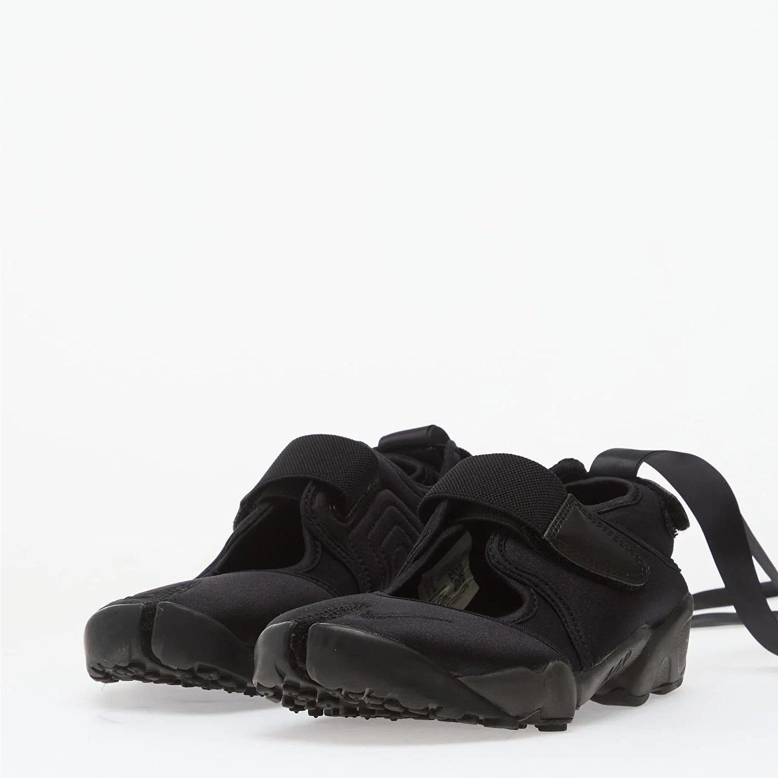 Black - Nike - Women's Low-Top Trainers - 3