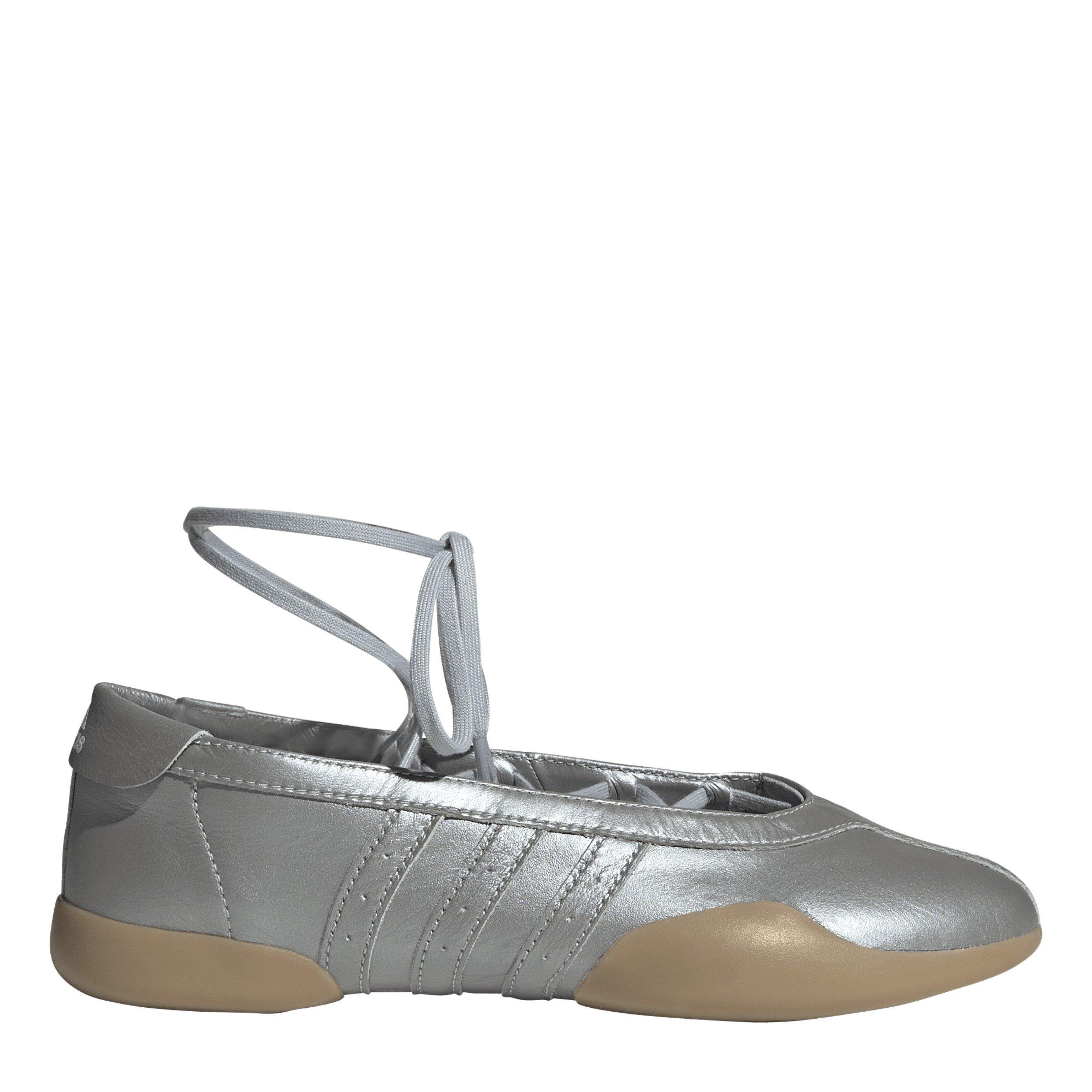 adidas Originals Women's Taekwondo Mei Ballet Low-Top Trainers - Silver Met. - Size 3 (35.3)