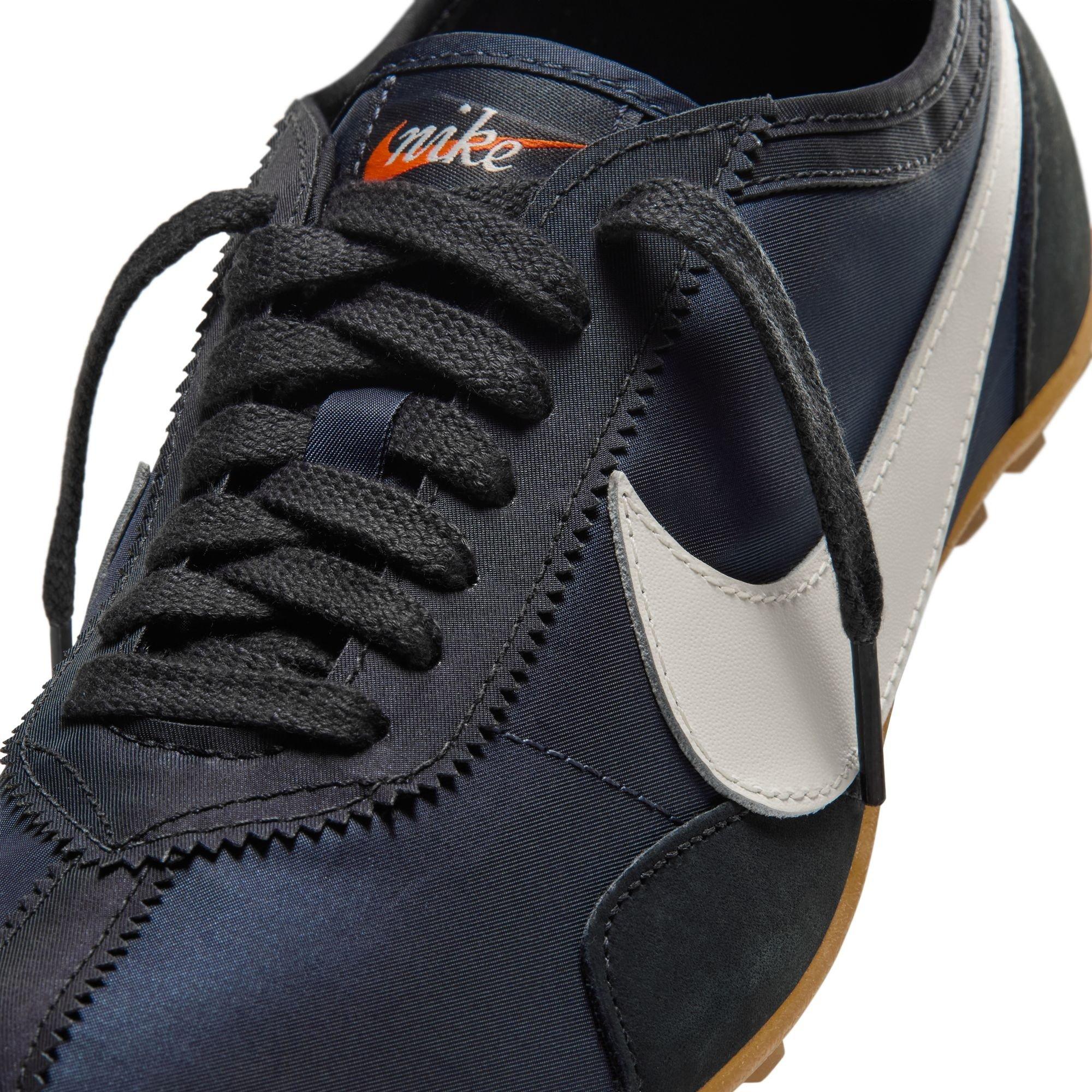 Off Noir/Sail - Nike - Womens Moon Shoe Trainers - 8