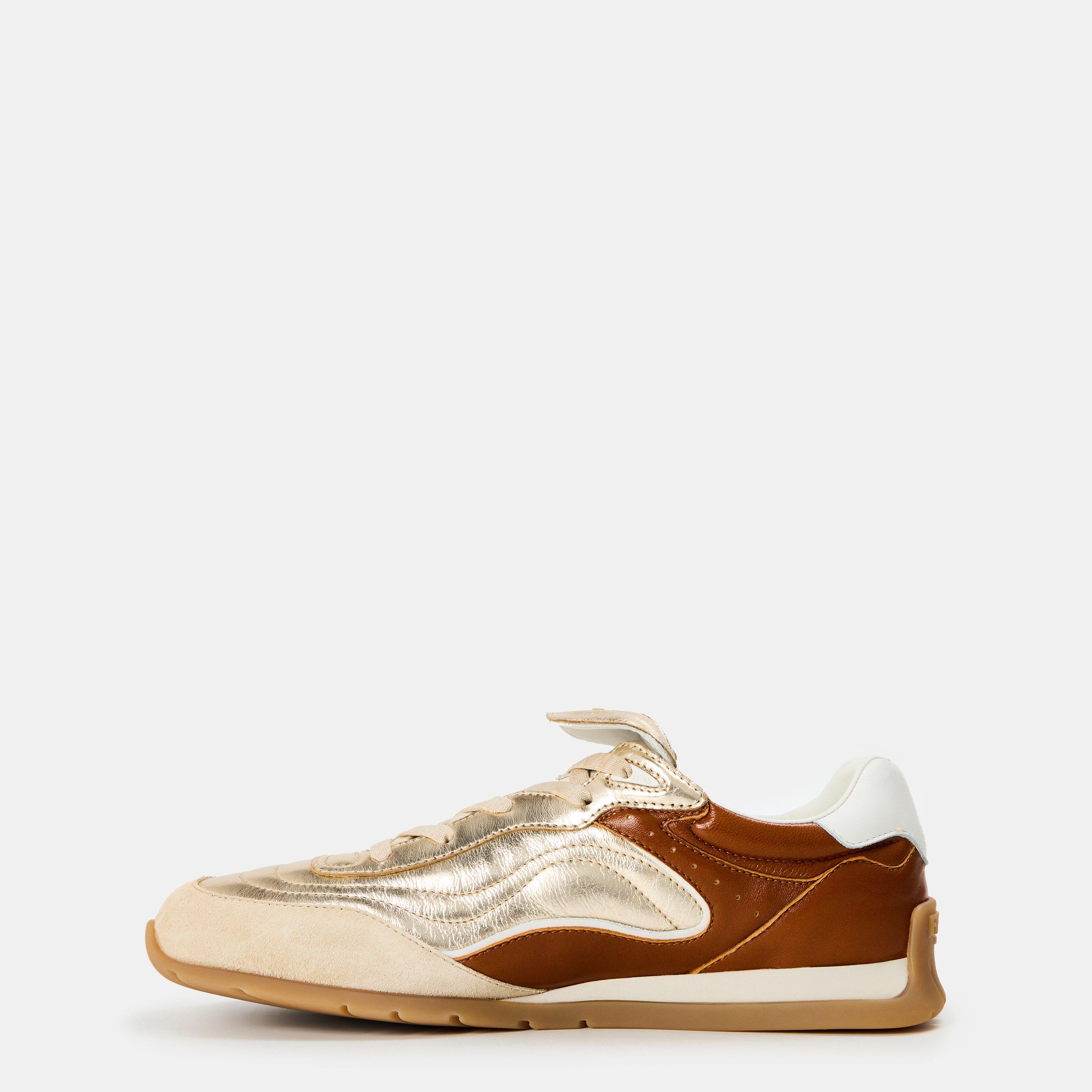 Light Gold - Fendi - Womens Wave Pulse Trainers - 2