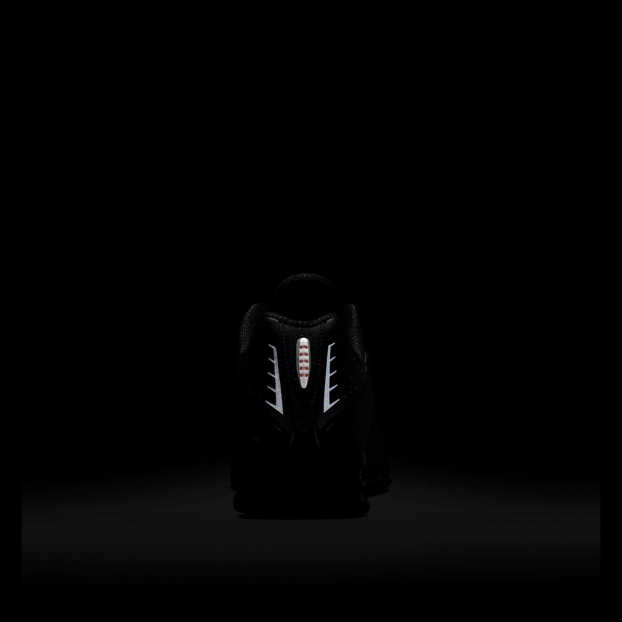 Black Black - Nike - Shox R4 Trainers - 7