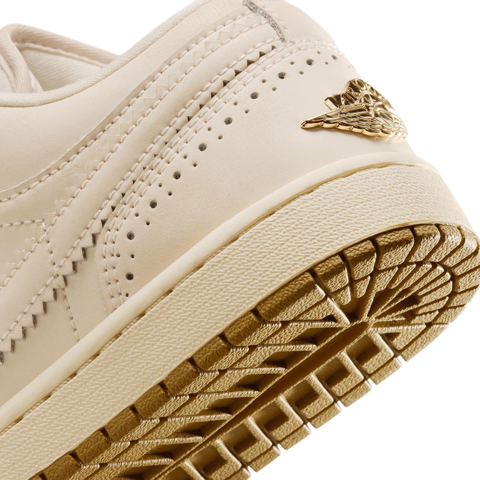 Chalk/Gold - Air Jordan - Air Jor 1 Low SE Ld64 - 8