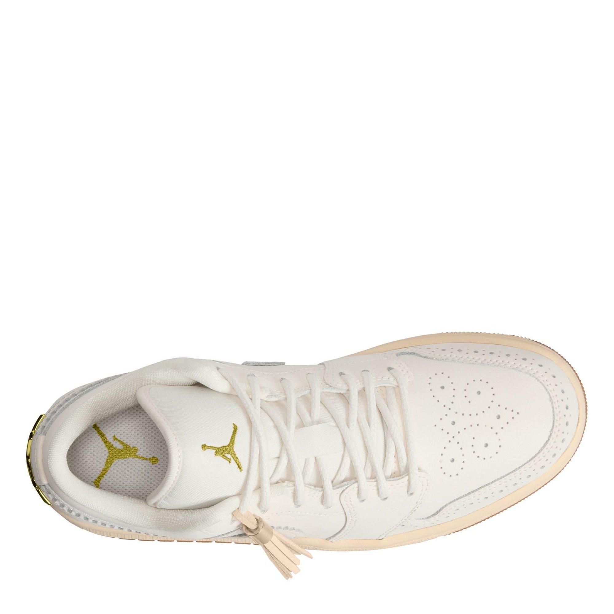Chalk/Gold - Air Jordan - Air Jor 1 Low SE Ld64 - 10