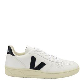 Veja V 10 Trainers