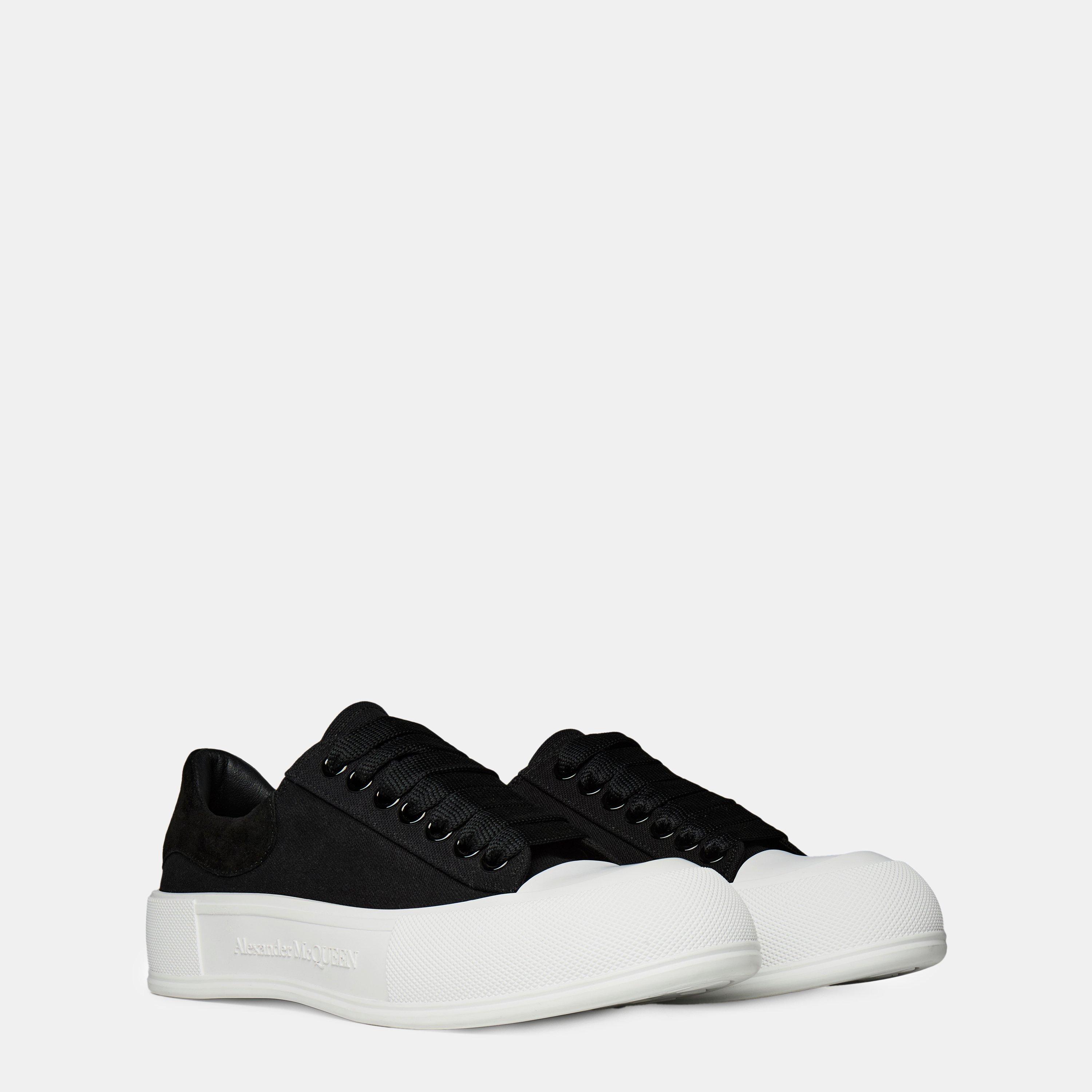 Blk/Wht 1070 - Alexander McQueen - Deck Lace Up Plimsoll Trainers - 4