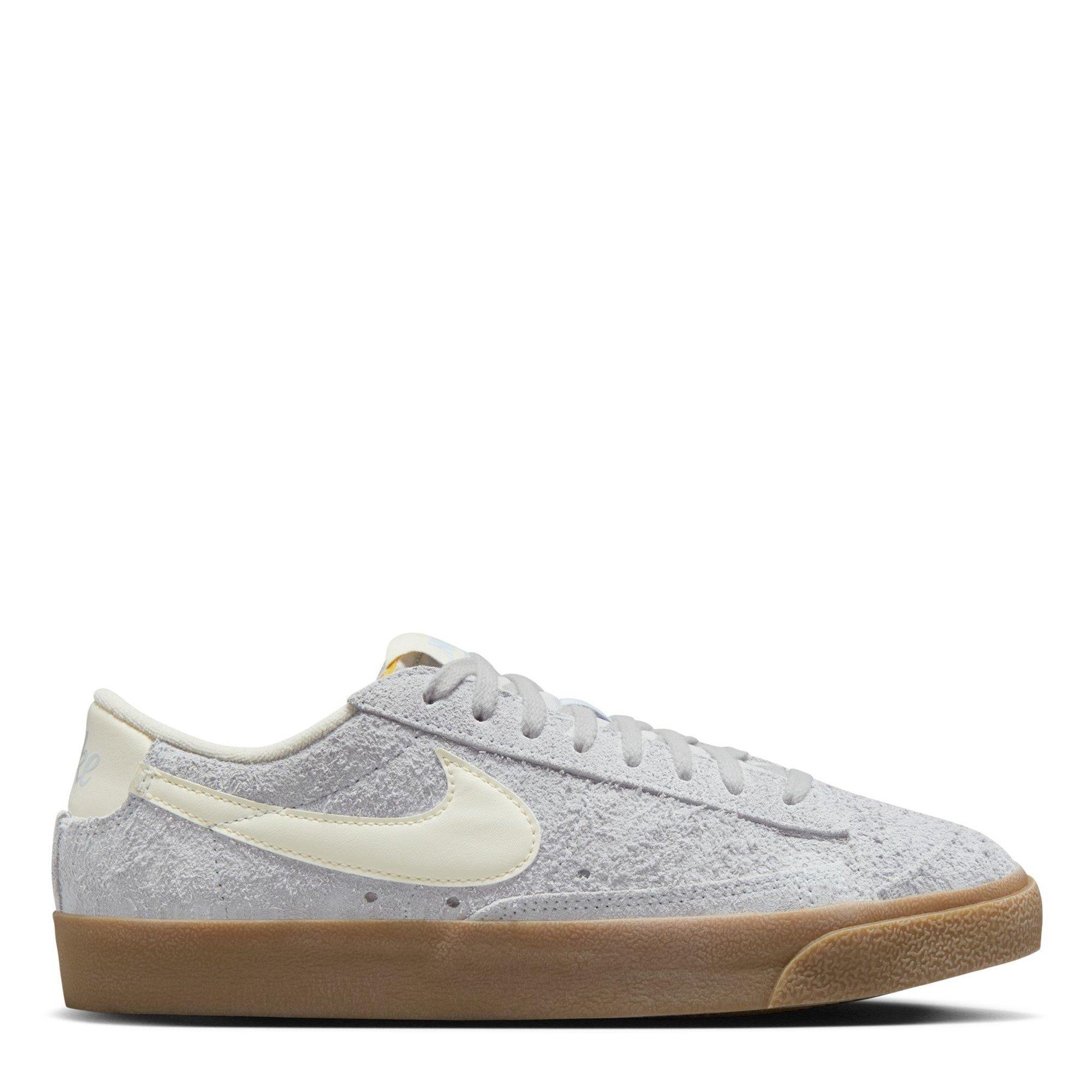 Grey/Wht/Gum - Nike - Blazer Low Trainers Womens - 1