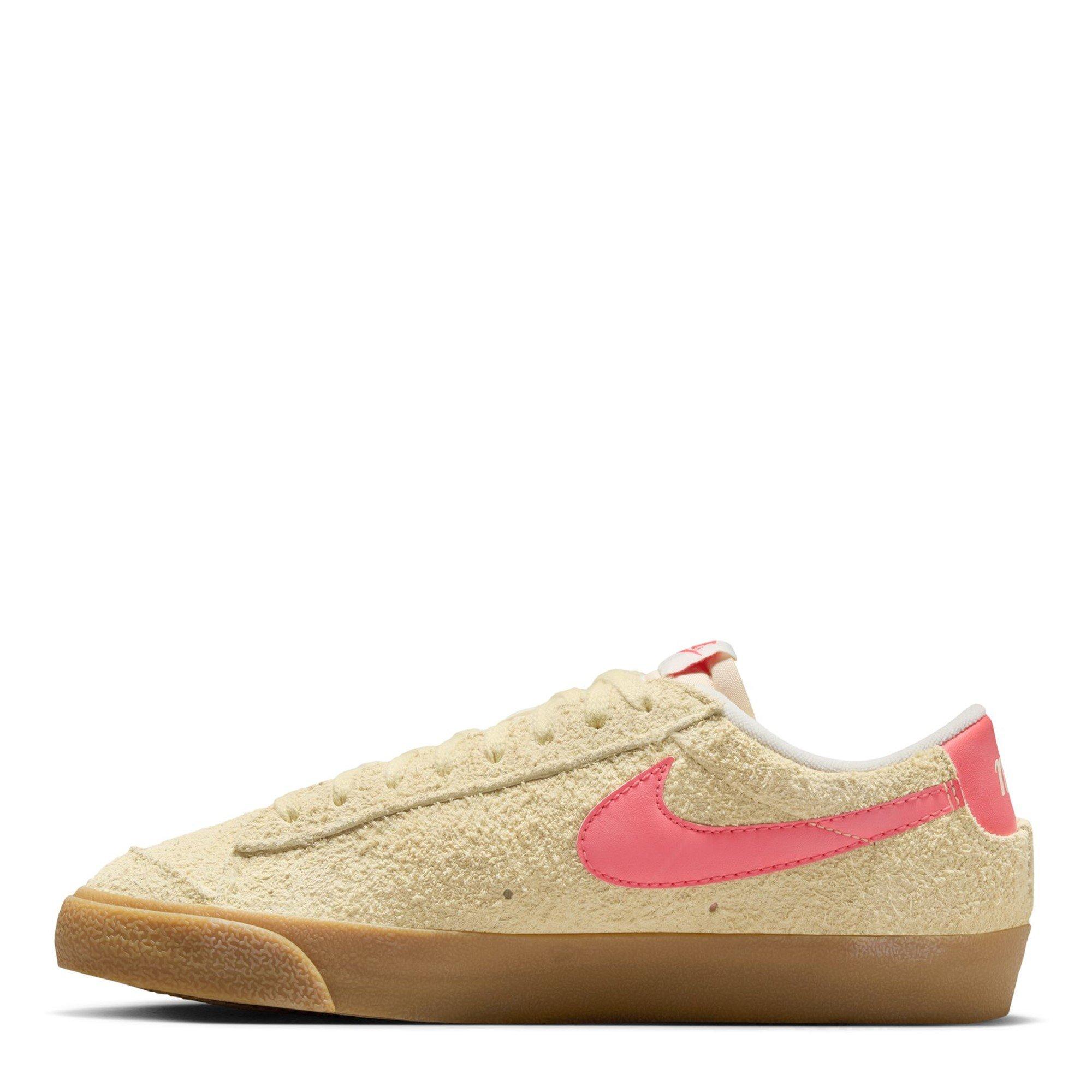 Ember/Pink - Nike - Blazer Low Trainers Womens - 2