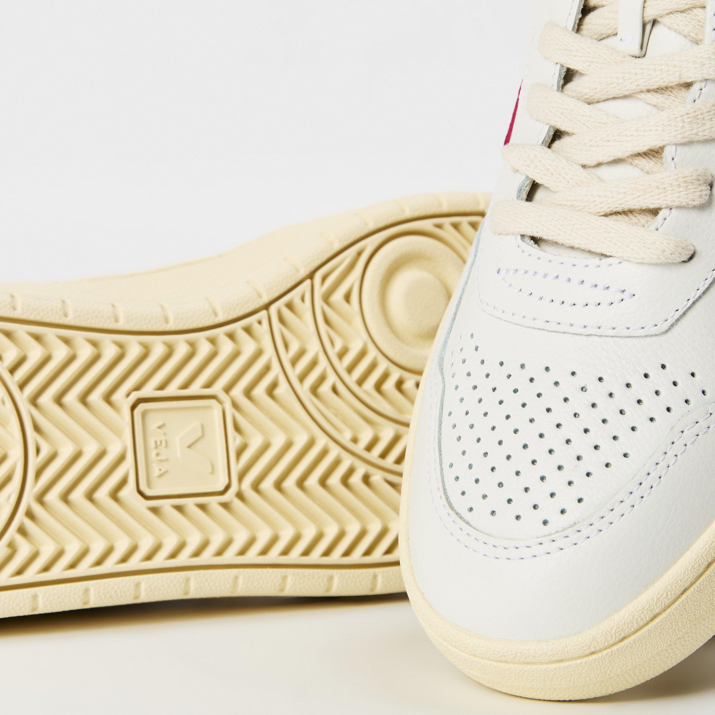 White/Marsala - Veja - Women's V90 Low-Top Trainers - 5