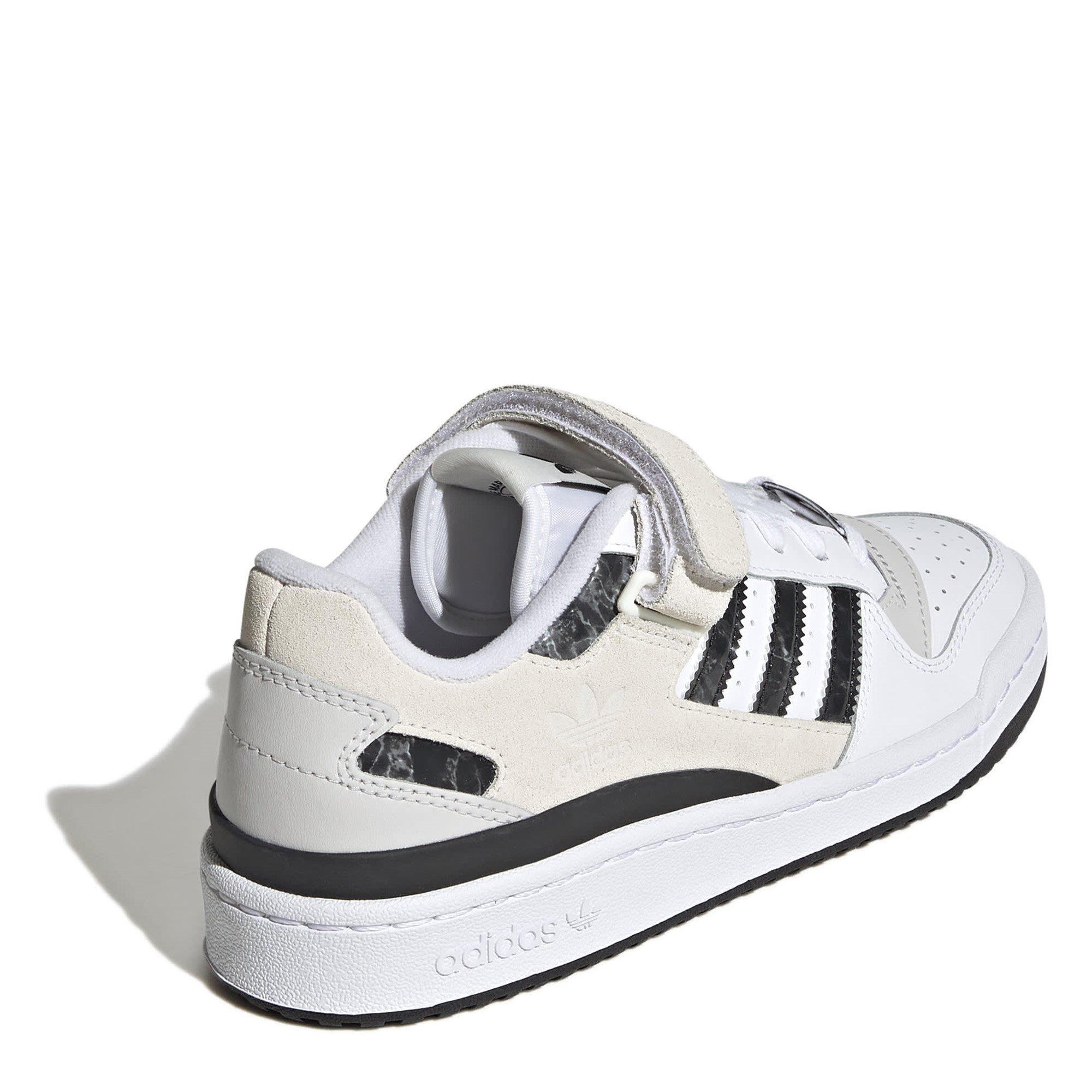 White - adidas Originals - Forum Low-Top Trainers - 4