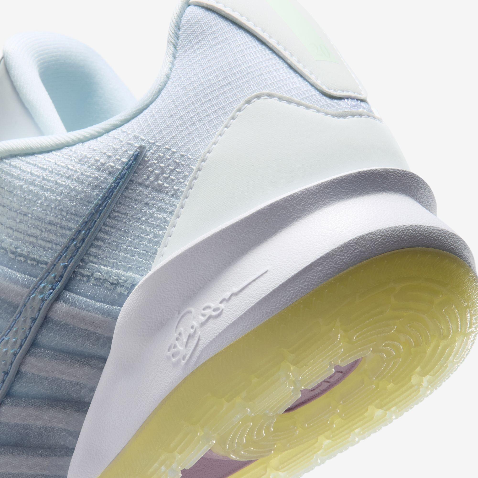 Wht/Grey/Purp - Nike - Women's Basketball Trainers - 8