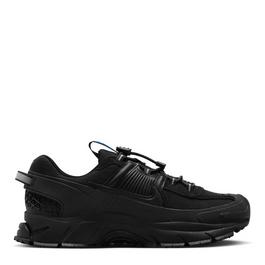 Nike Vomero Roam Sneakers