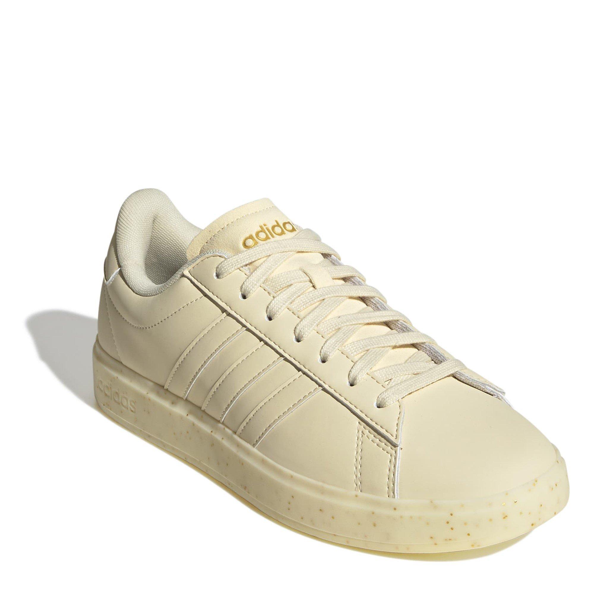 W.Vanilla/Gold - adidas - Grand Court Womens Shoes - 3
