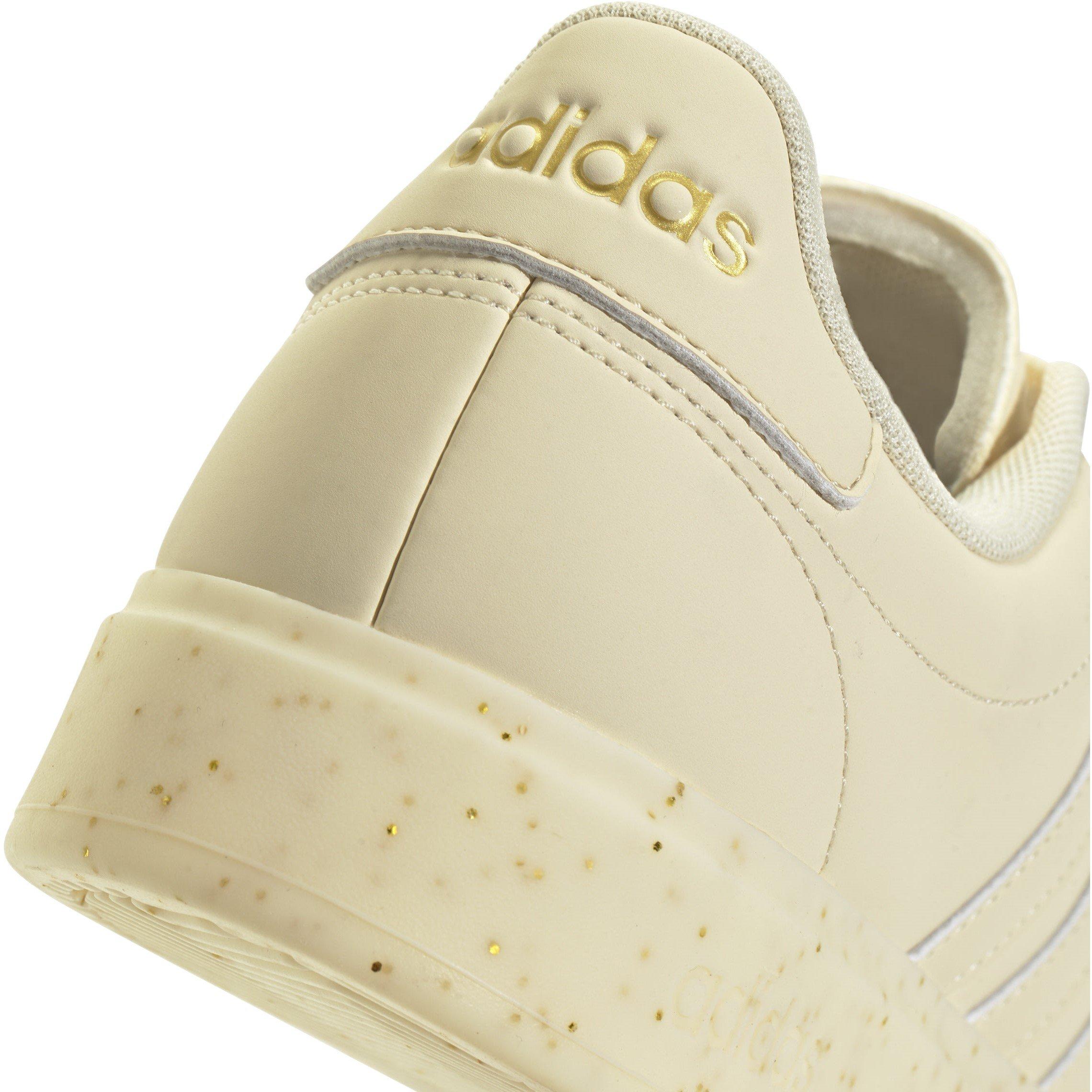 W.Vanilla/Gold - adidas - Grand Court Womens Shoes - 8