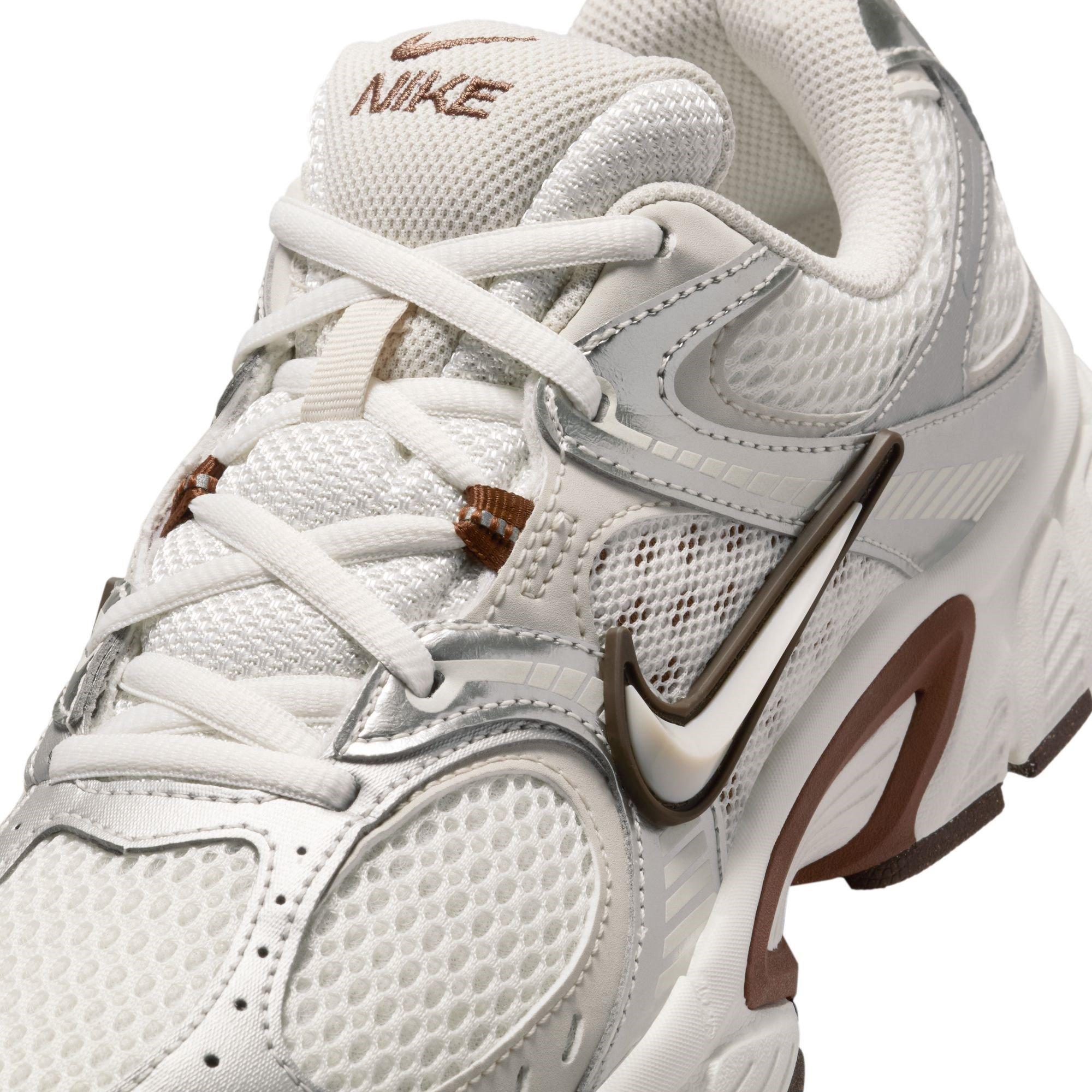 Off White/Brown - Nike - V5 RNR - 7