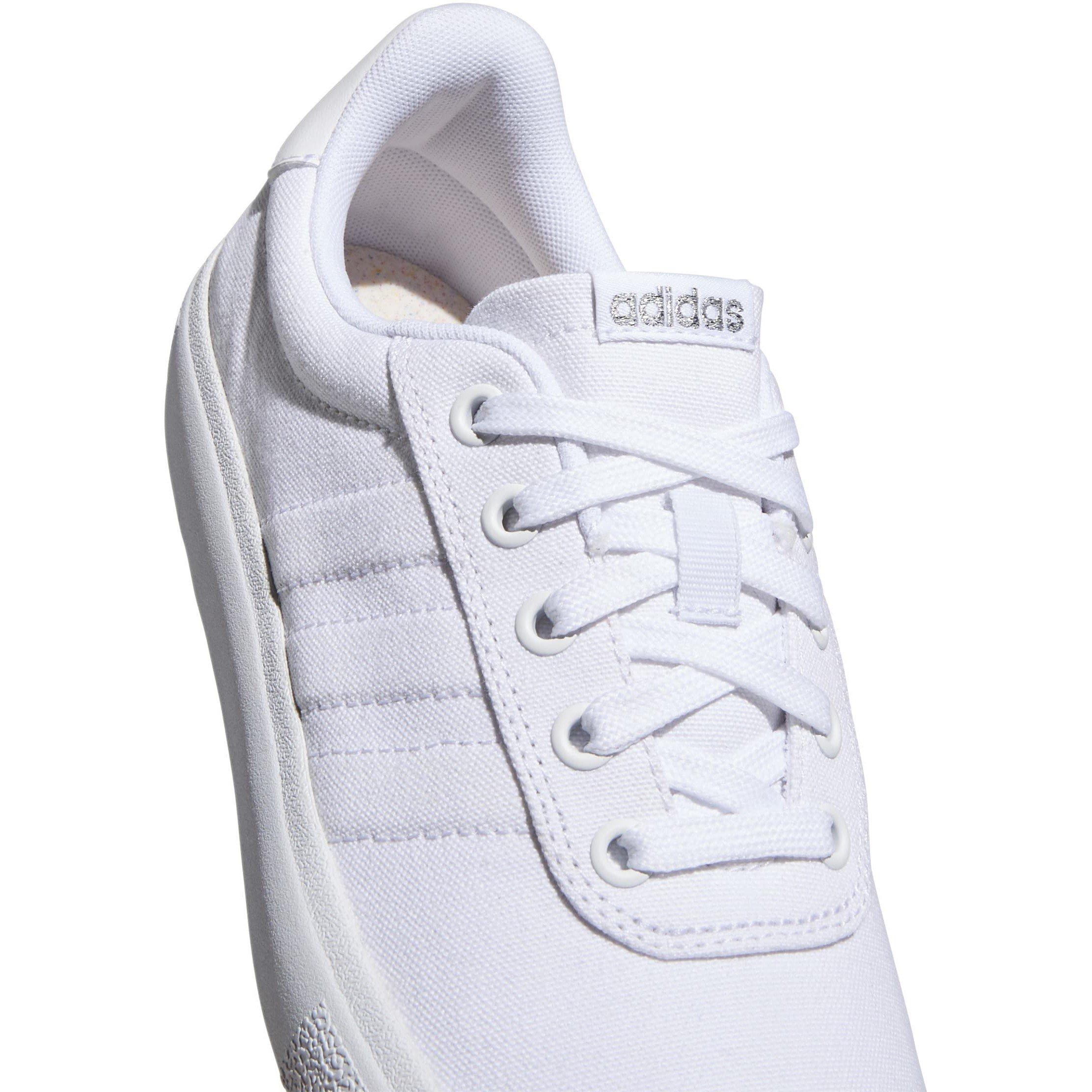 Bijela/Ftwr - adidas - Vulc Raid3r Skateboarding Shoes Womens - 7