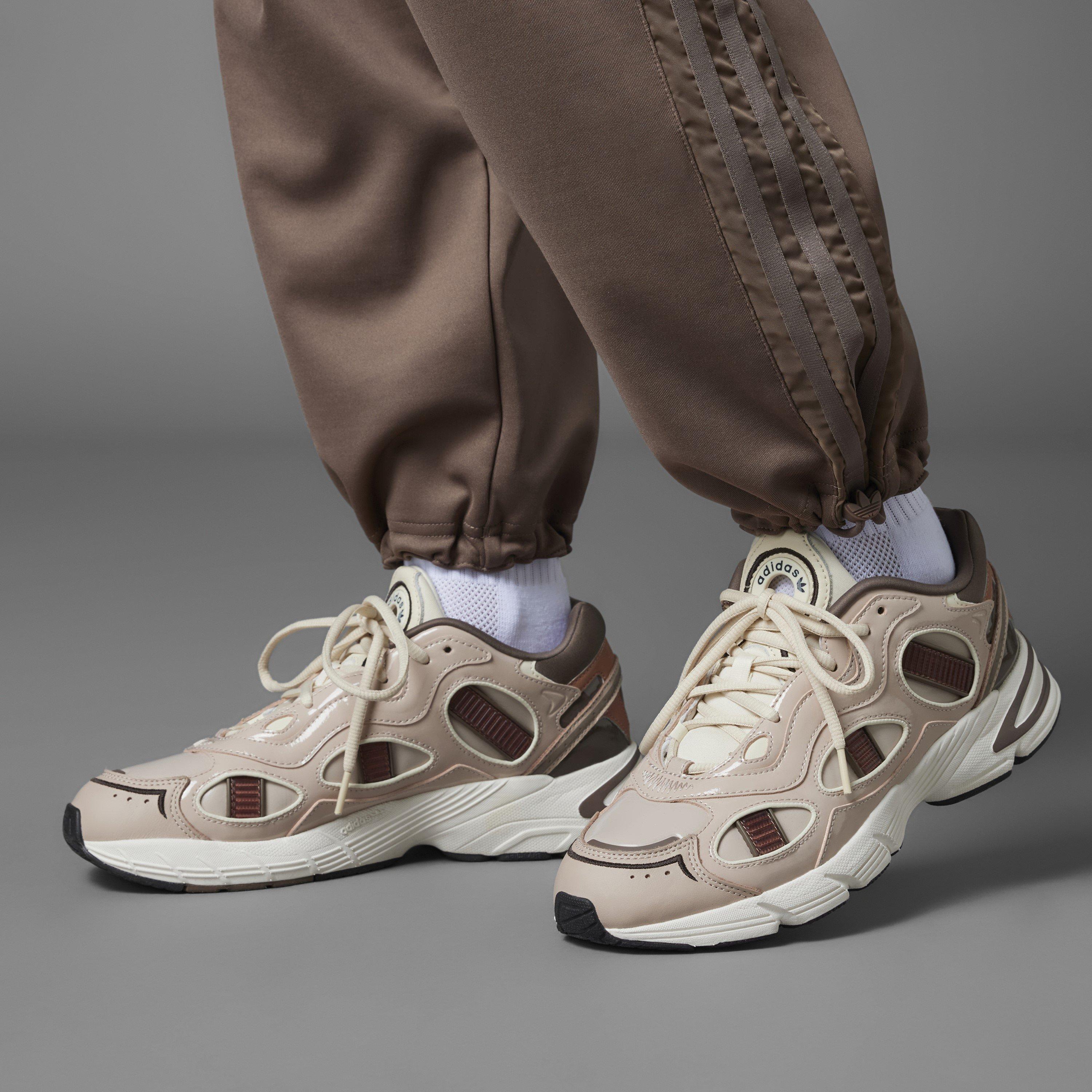 Wontau/Clastr - adidas Originals - Women's Nizza Platform Canvas Trainers - 3