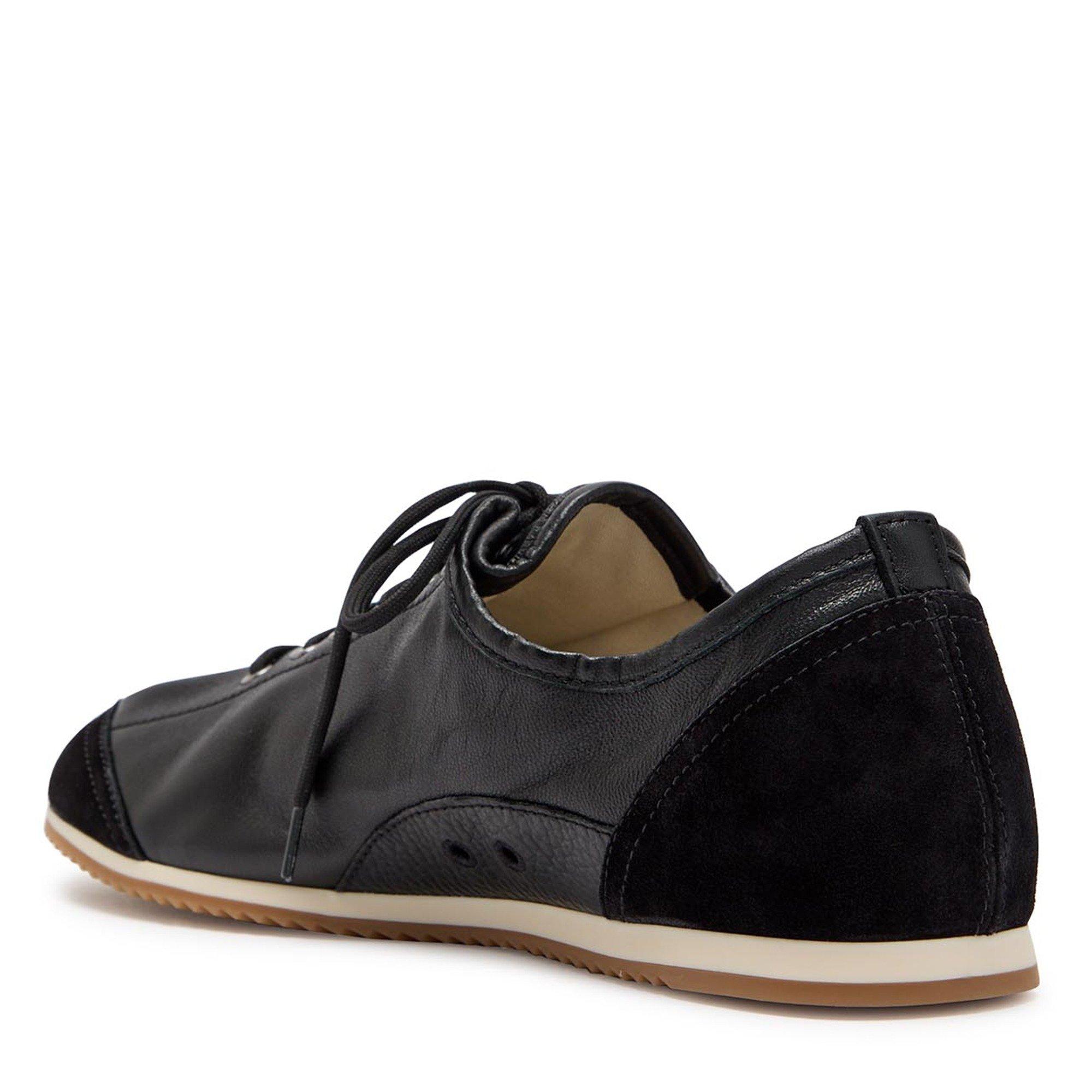 BLACK - Lemaire - Women's Gummy Grip Leather Low-Top Trainers - 2