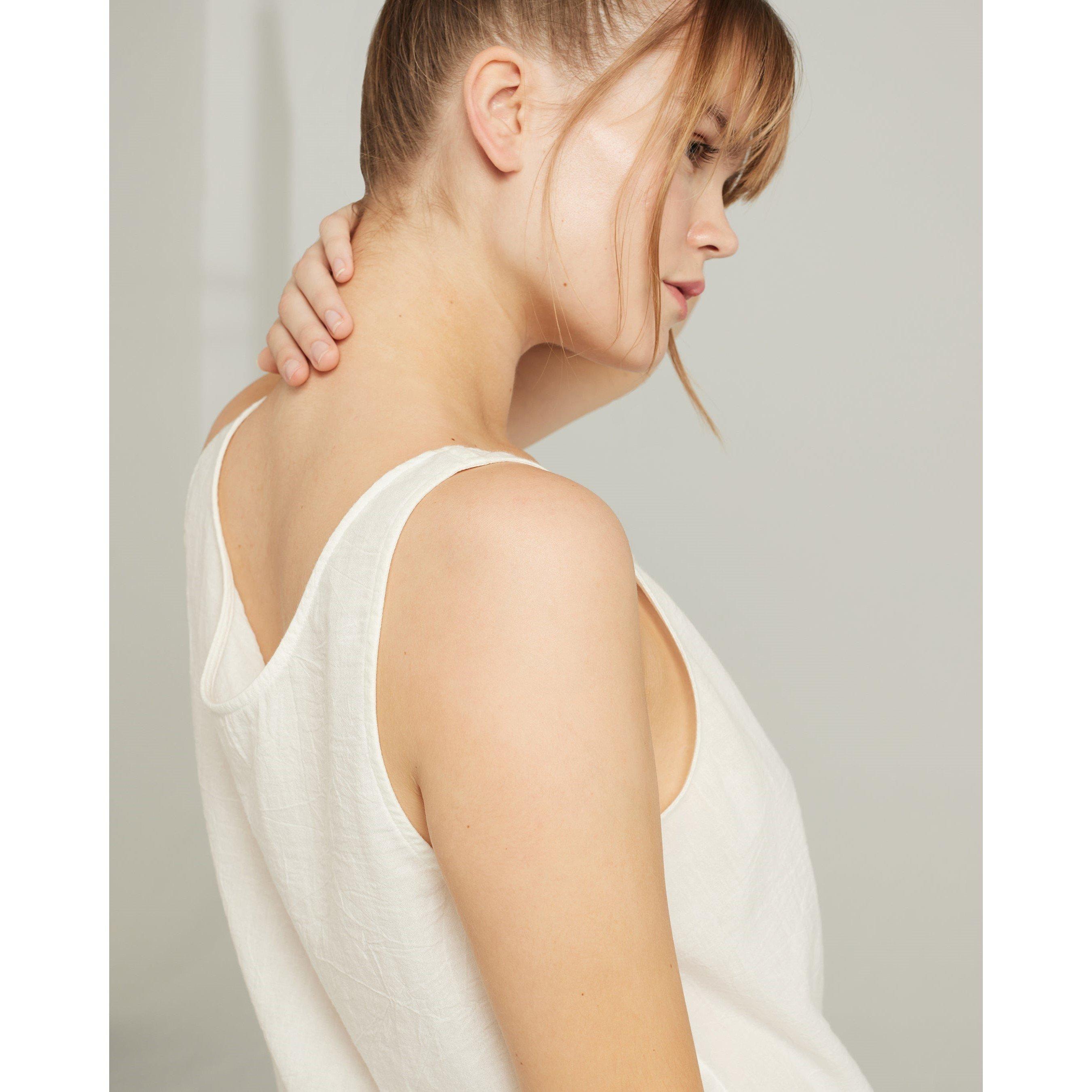 White - Nudea - THE TANK - 4