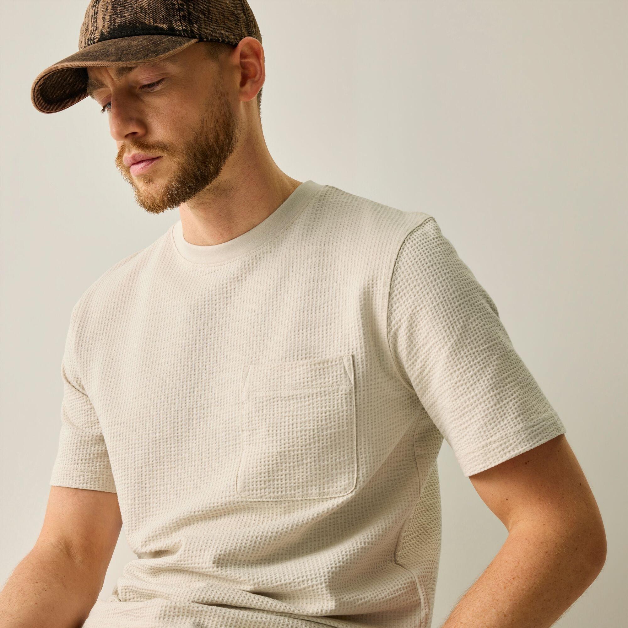Moonbeam - Regatta - Men's Teresitos Seersucker Relaxed-Fit T-Shirt - 5