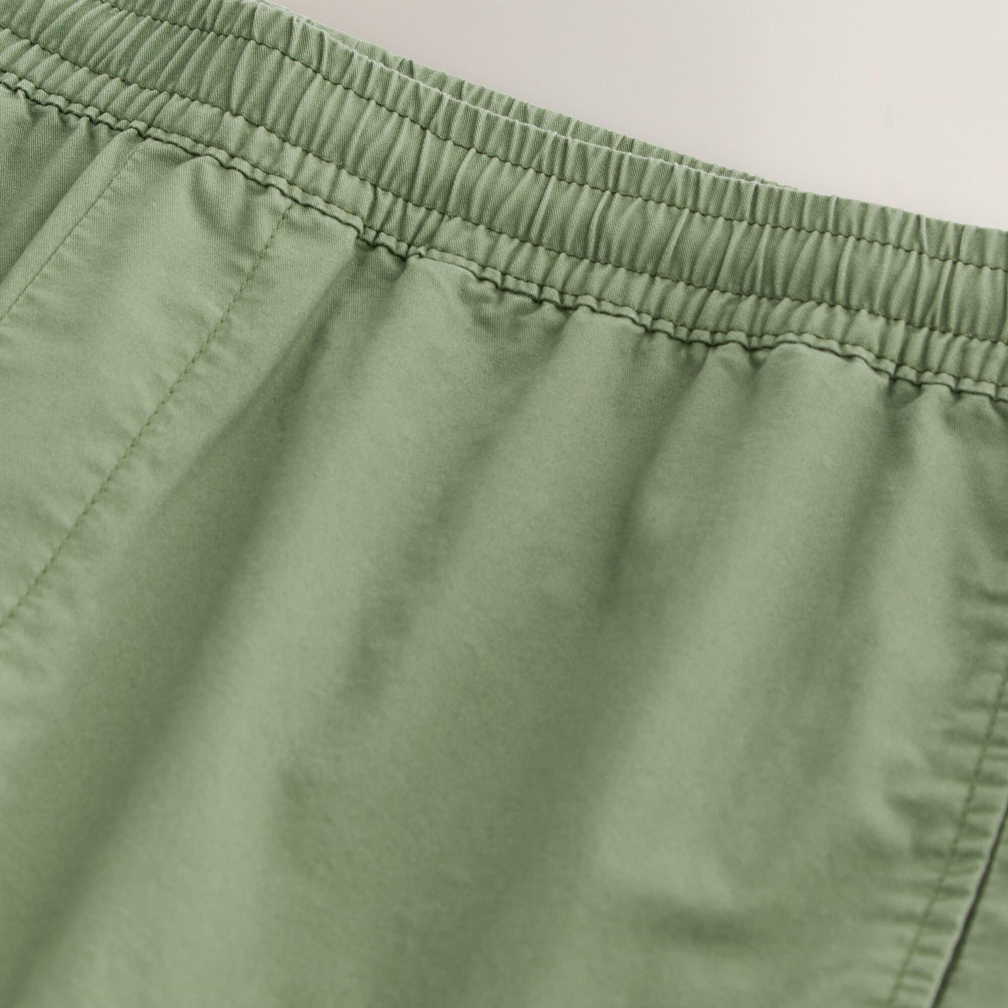 Oil Green - Regatta - Men's Bavaro Cotton Cargo Shorts - 8