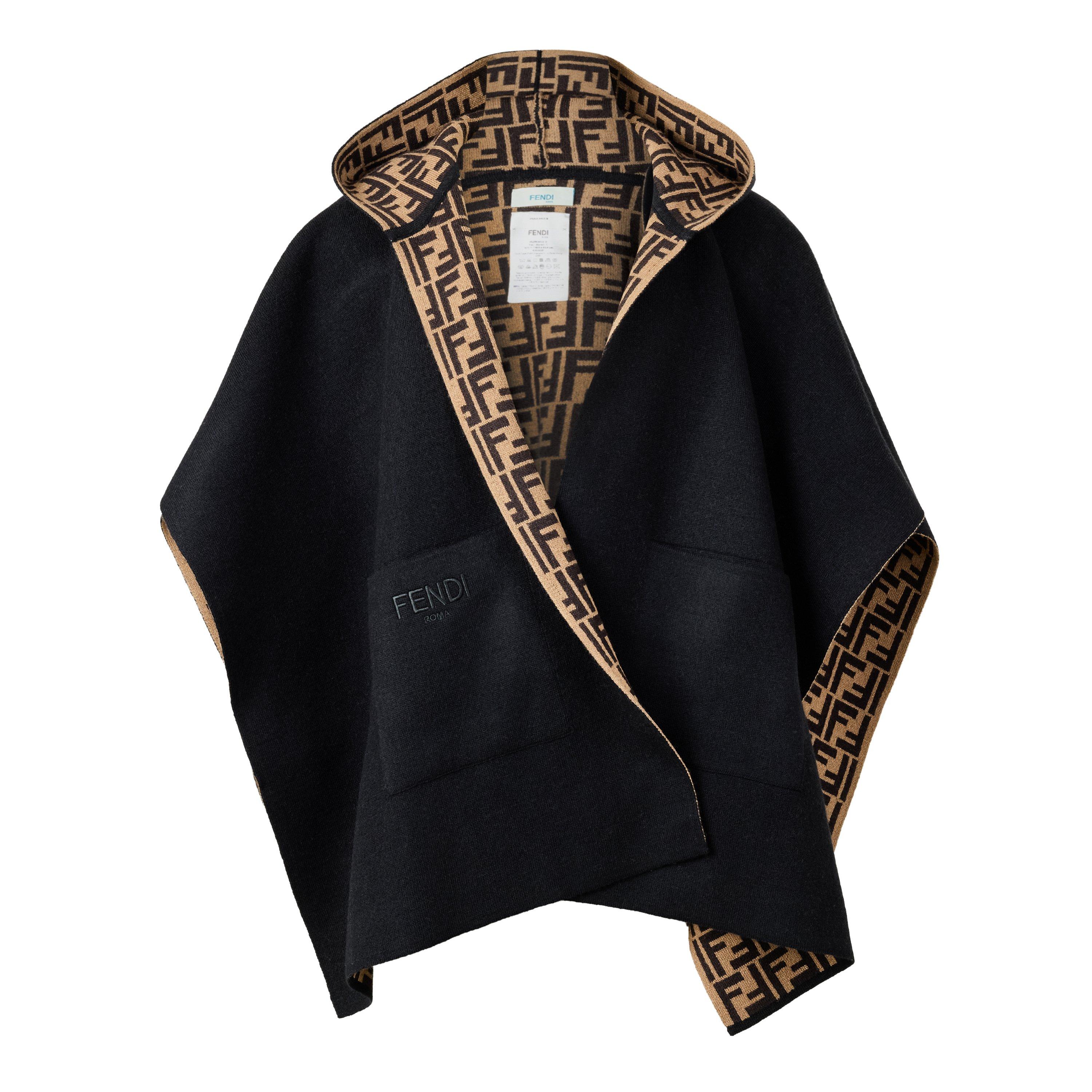 Black SF1M0T - Fendi - Fendi FF Cape Jn64 - 1