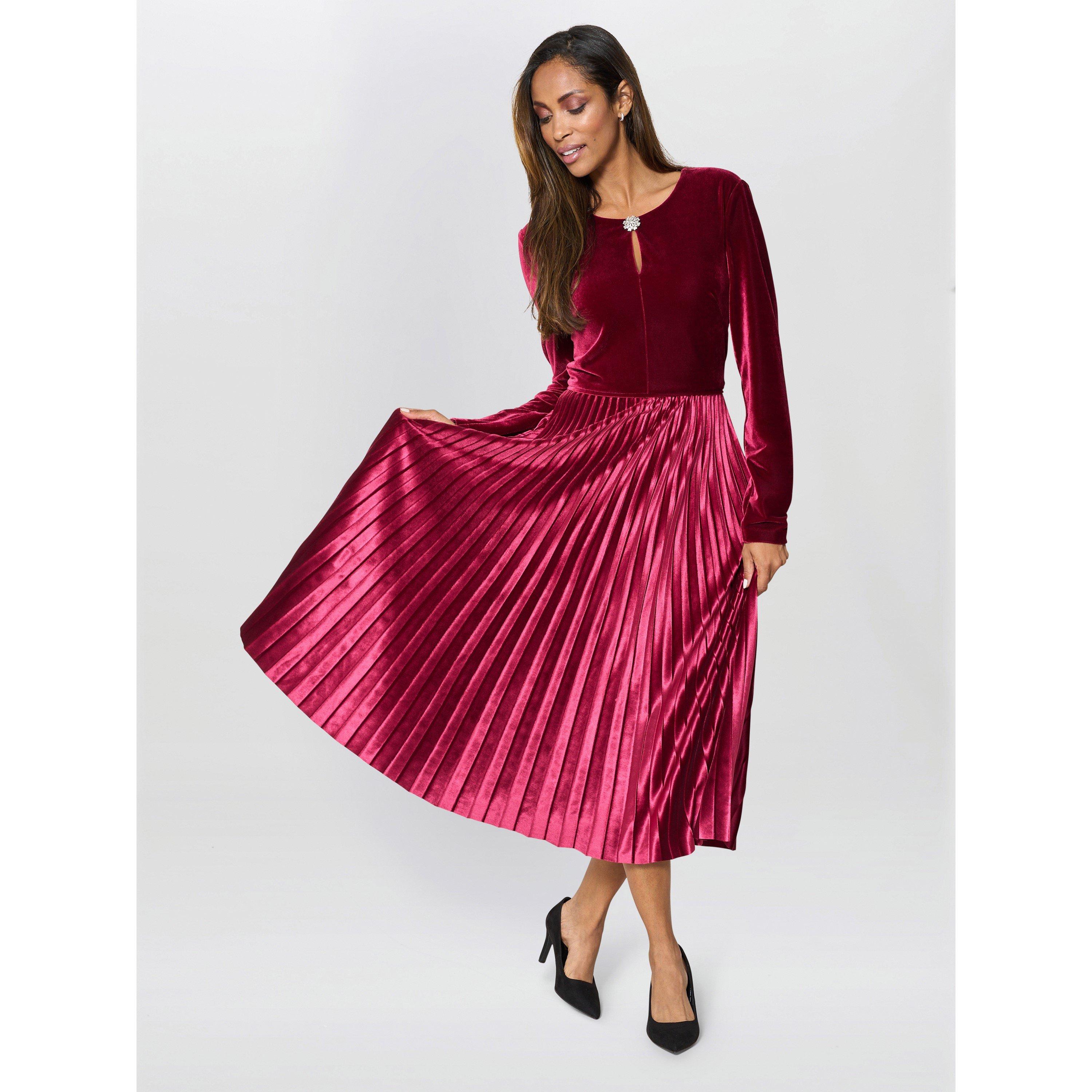 Wine - Gina Bacconi - Tillie Pleated Velvet Dress - 5