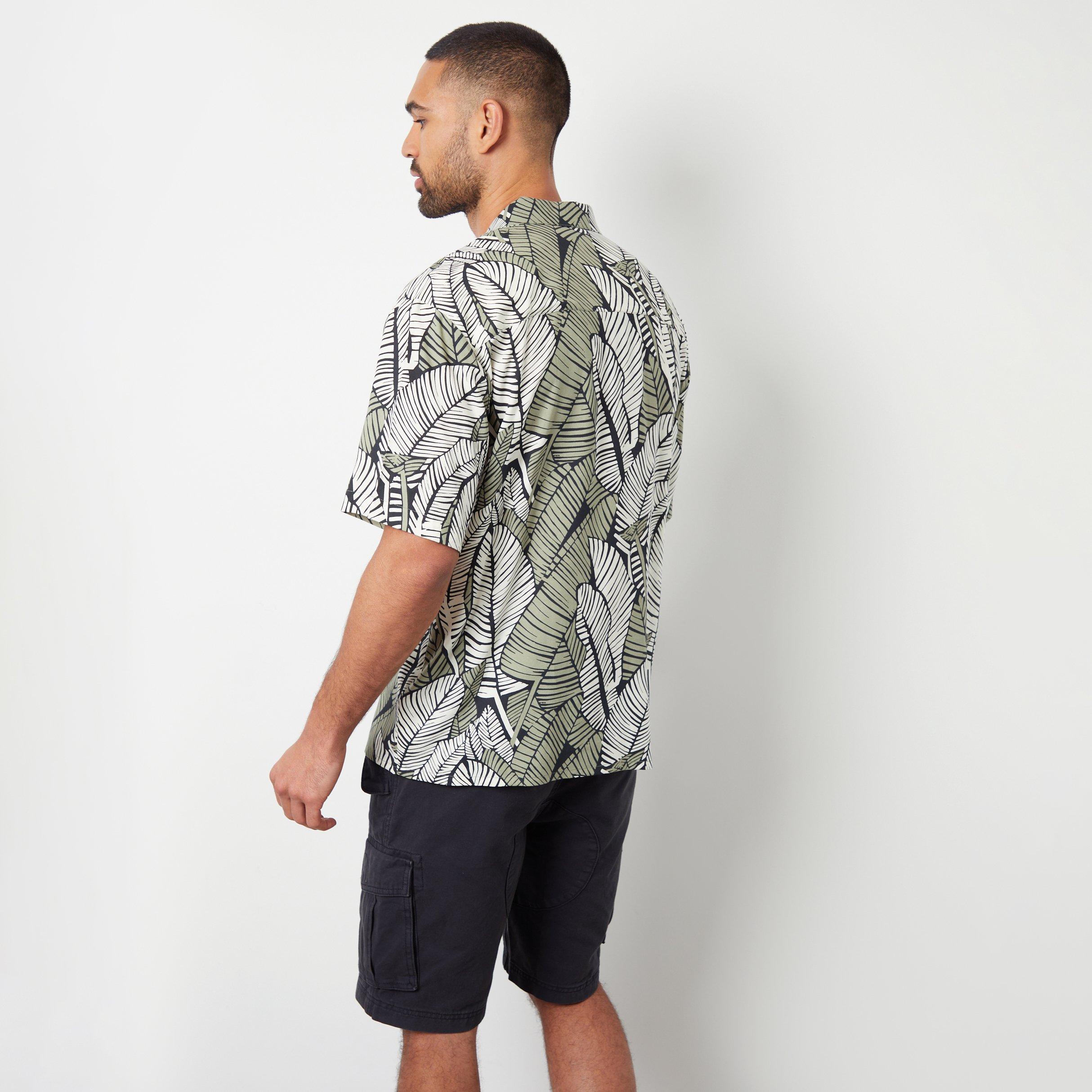 Black - Threadbare - Leaf Print Revere Collar Short Sleeve Shirt - 2