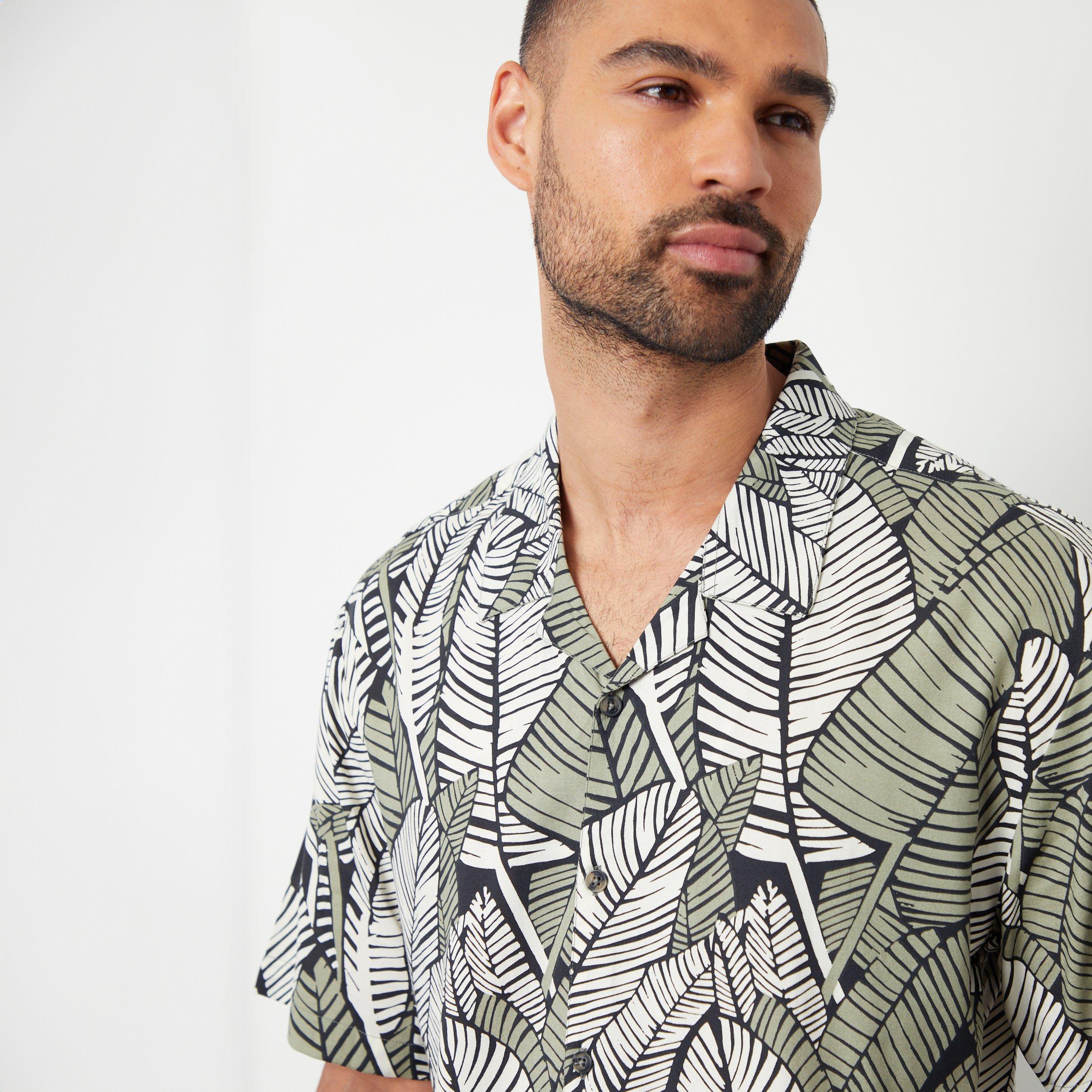 Black - Threadbare - Leaf Print Revere Collar Short Sleeve Shirt - 4