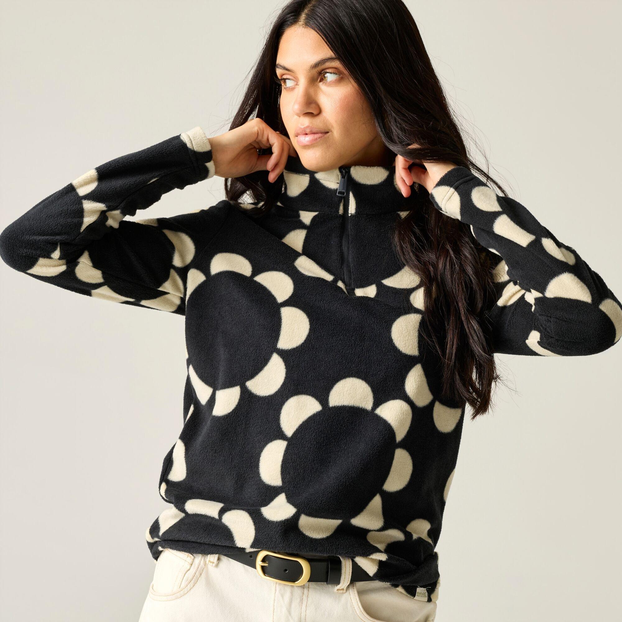Daisy Hoop Blac - Regatta - Womens Orla Print Half Zip Fleece - 4